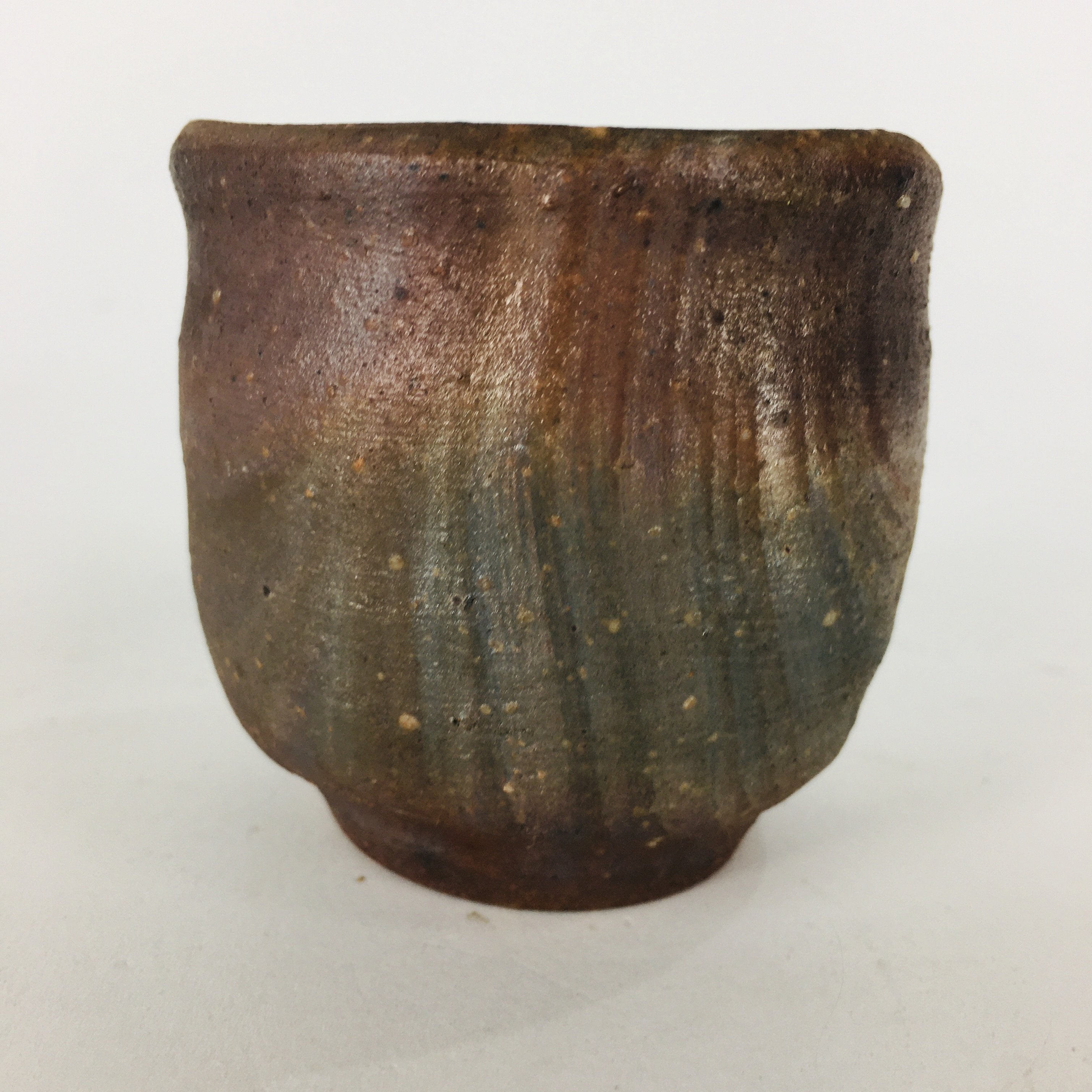 Japanese Ceramic Sake Cup Bizen Ware Vtg Guinomi Ochoko Doyaki Brawn GU901