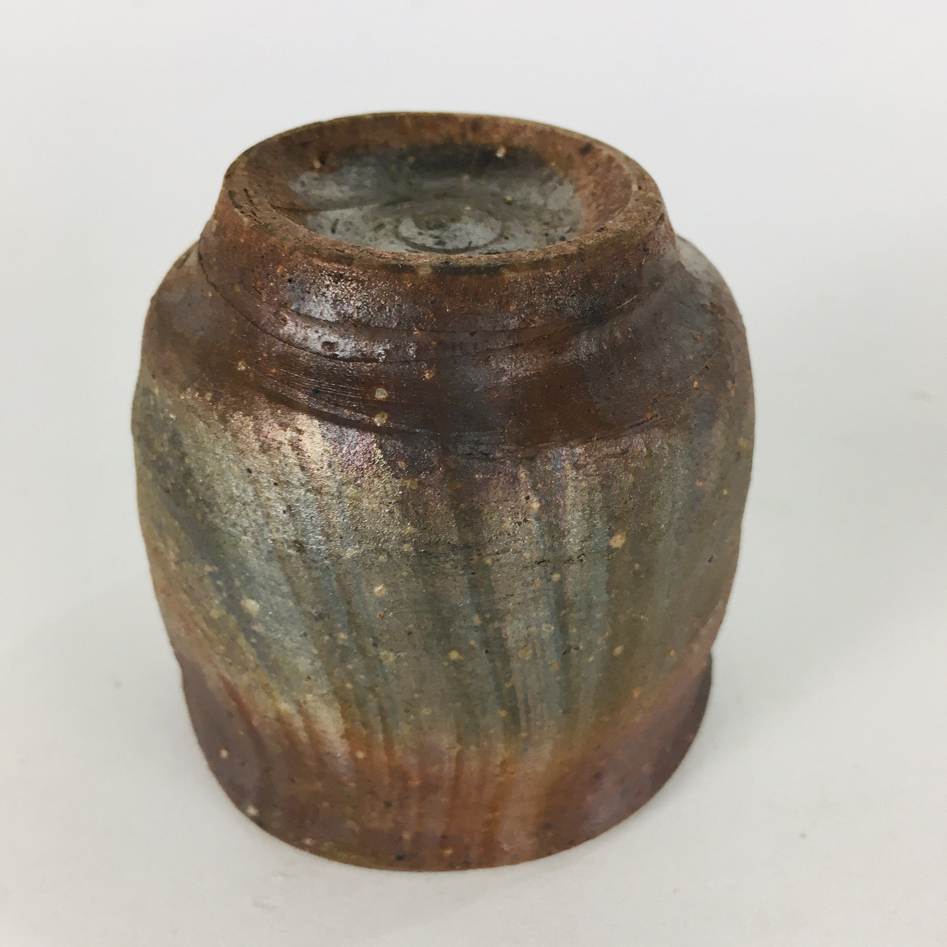 Japanese Ceramic Sake Cup Bizen Ware Vtg Guinomi Ochoko Doyaki Brawn GU901