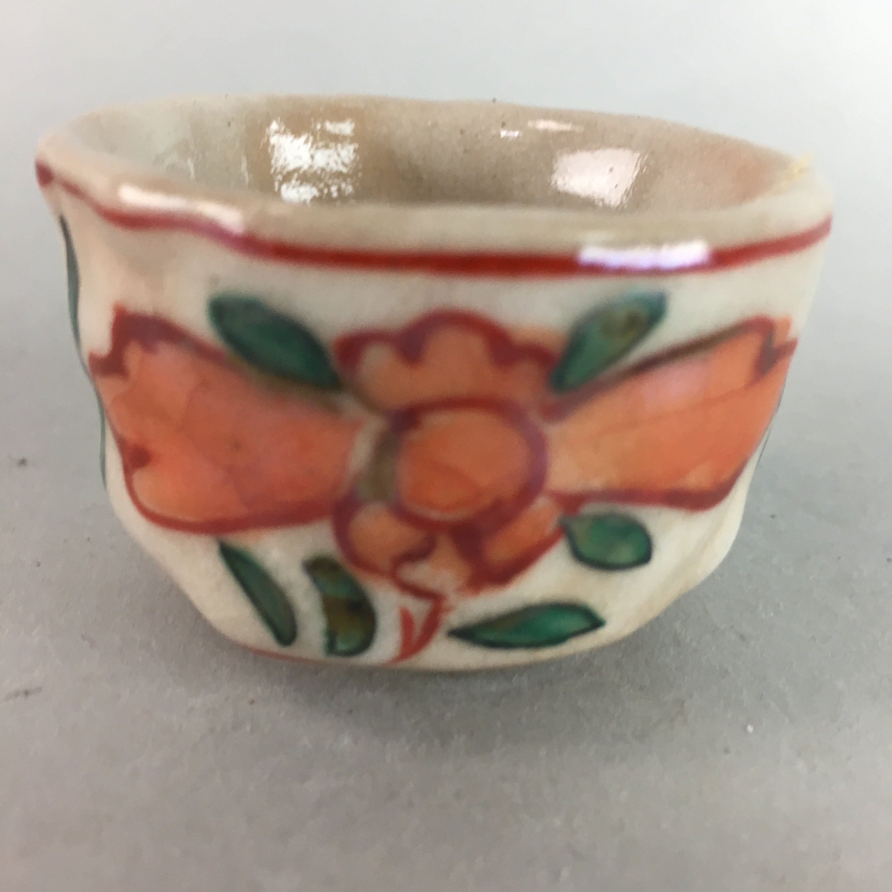 Japanese Ceramic Sake Cup Guinomi Sakazuki Vtg Floral Pottery Crackle GU558