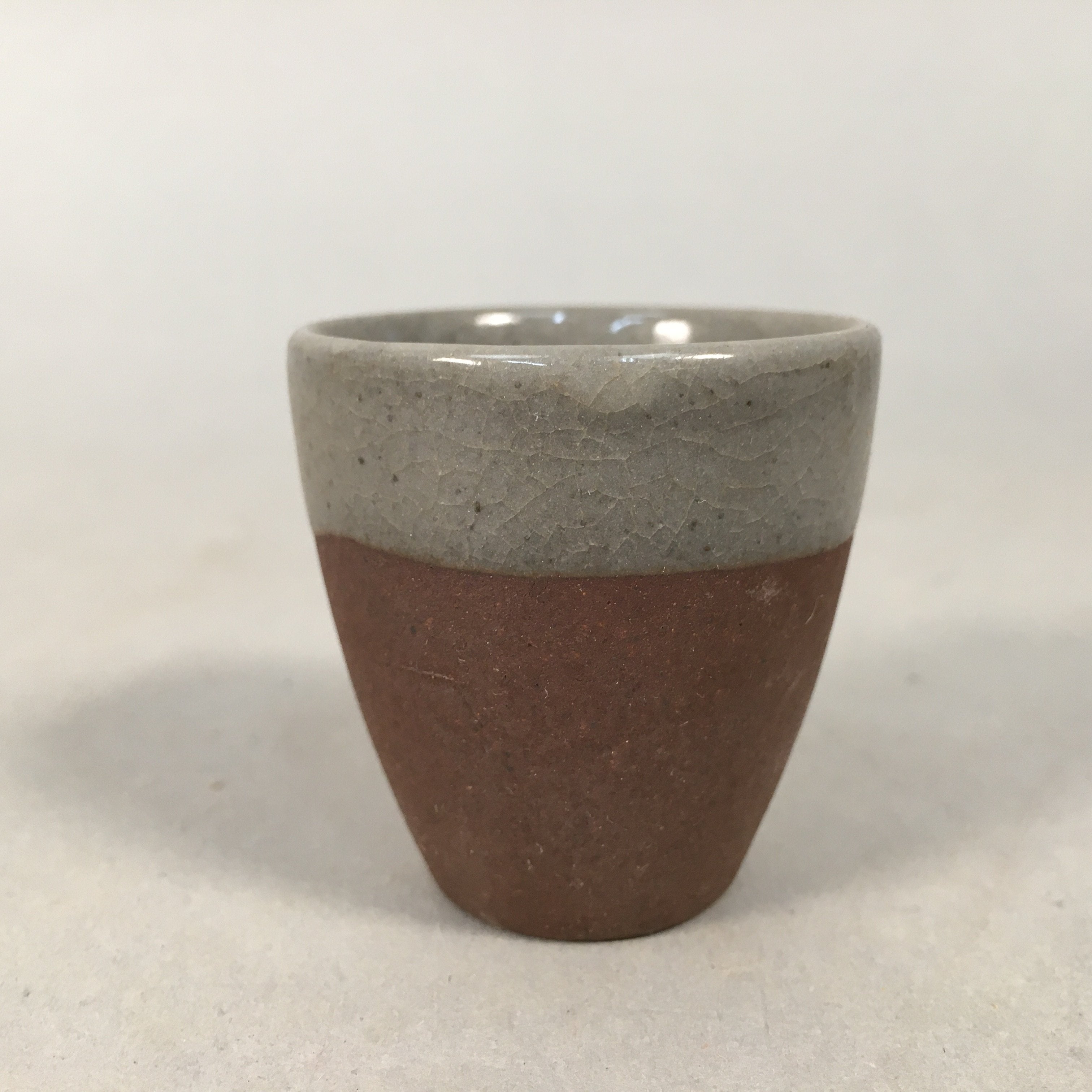 Japanese Ceramic Sake Cup Guinomi Sakazuki Vtg Pottery Brown Gray GU834