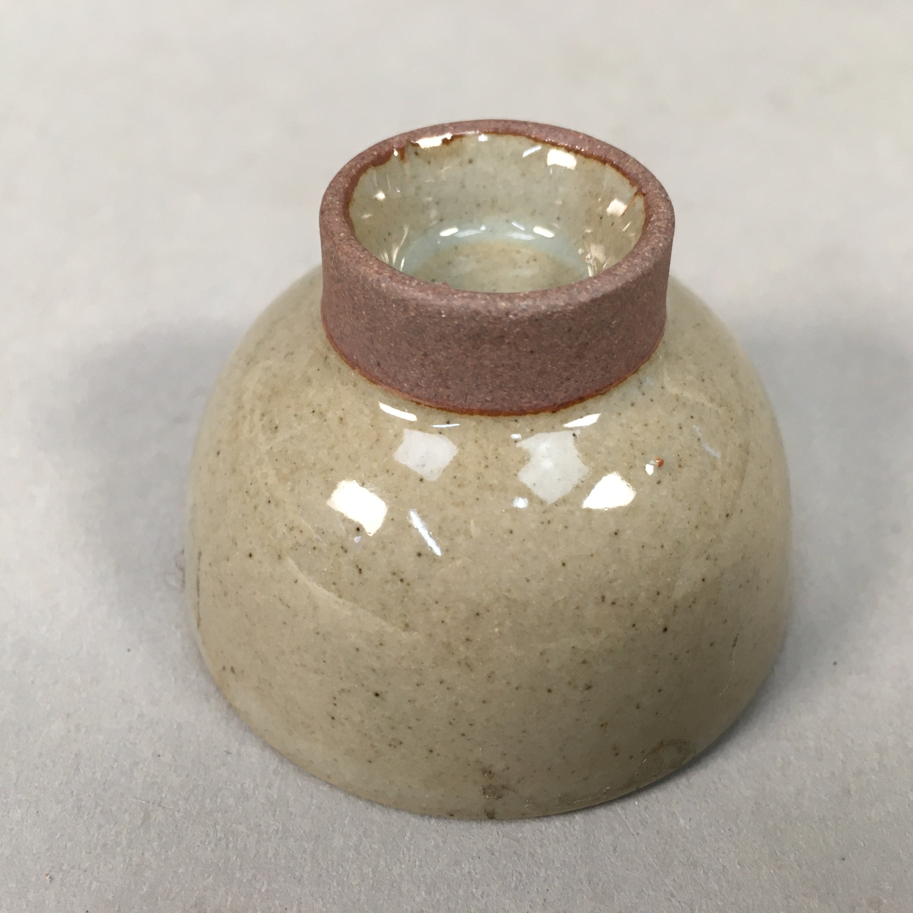 Japanese Ceramic Sake Cup Guinomi Sakazuki Vtg Pottery Gray Crackle GU878
