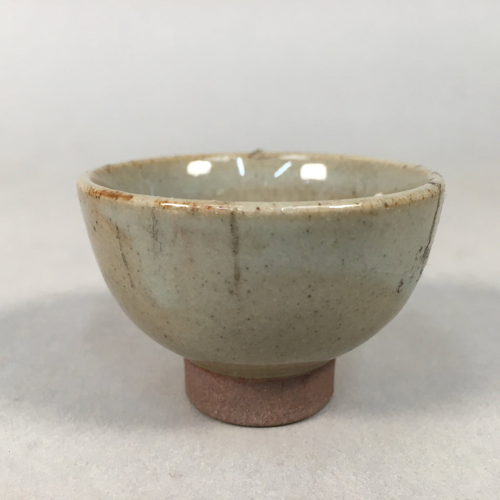 Japanese Ceramic Sake Cup Guinomi Sakazuki Vtg Pottery Gray Crackle GU878