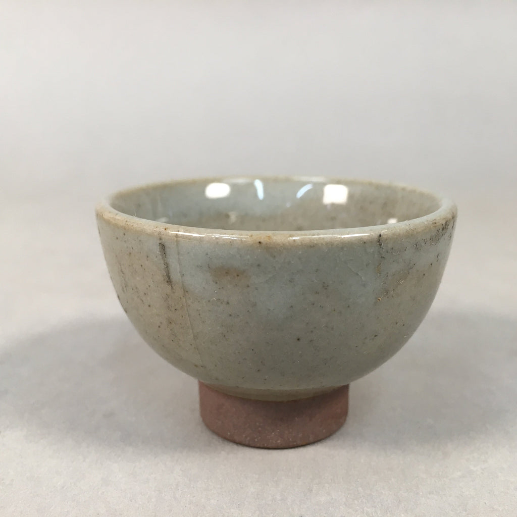 Japanese Ceramic Sake Cup Guinomi Sakazuki Vtg Pottery Gray Crackle GU879