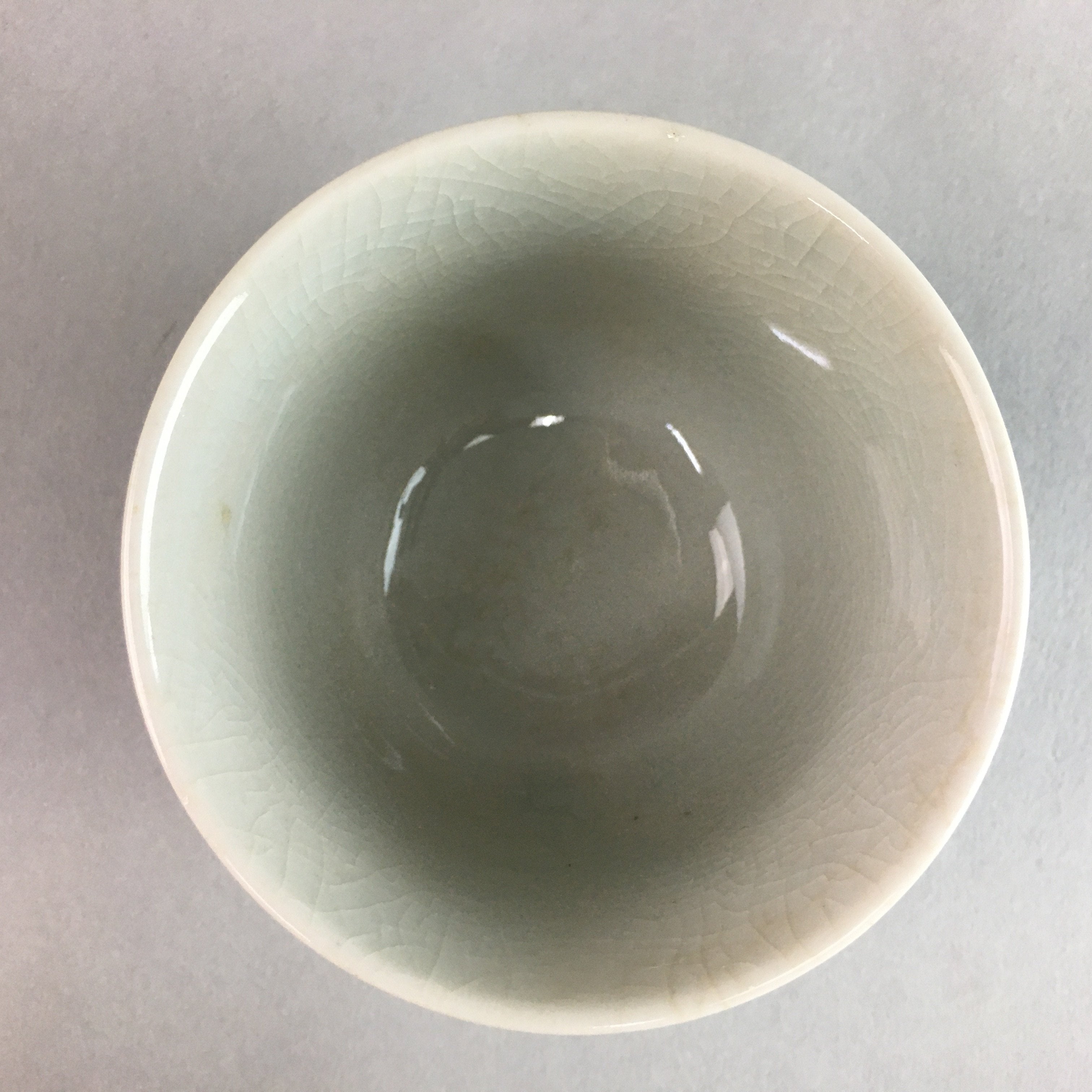 Japanese Ceramic Sake Cup Guinomi Sakazuki Vtg Pottery Gray Kanji Crackle GU742