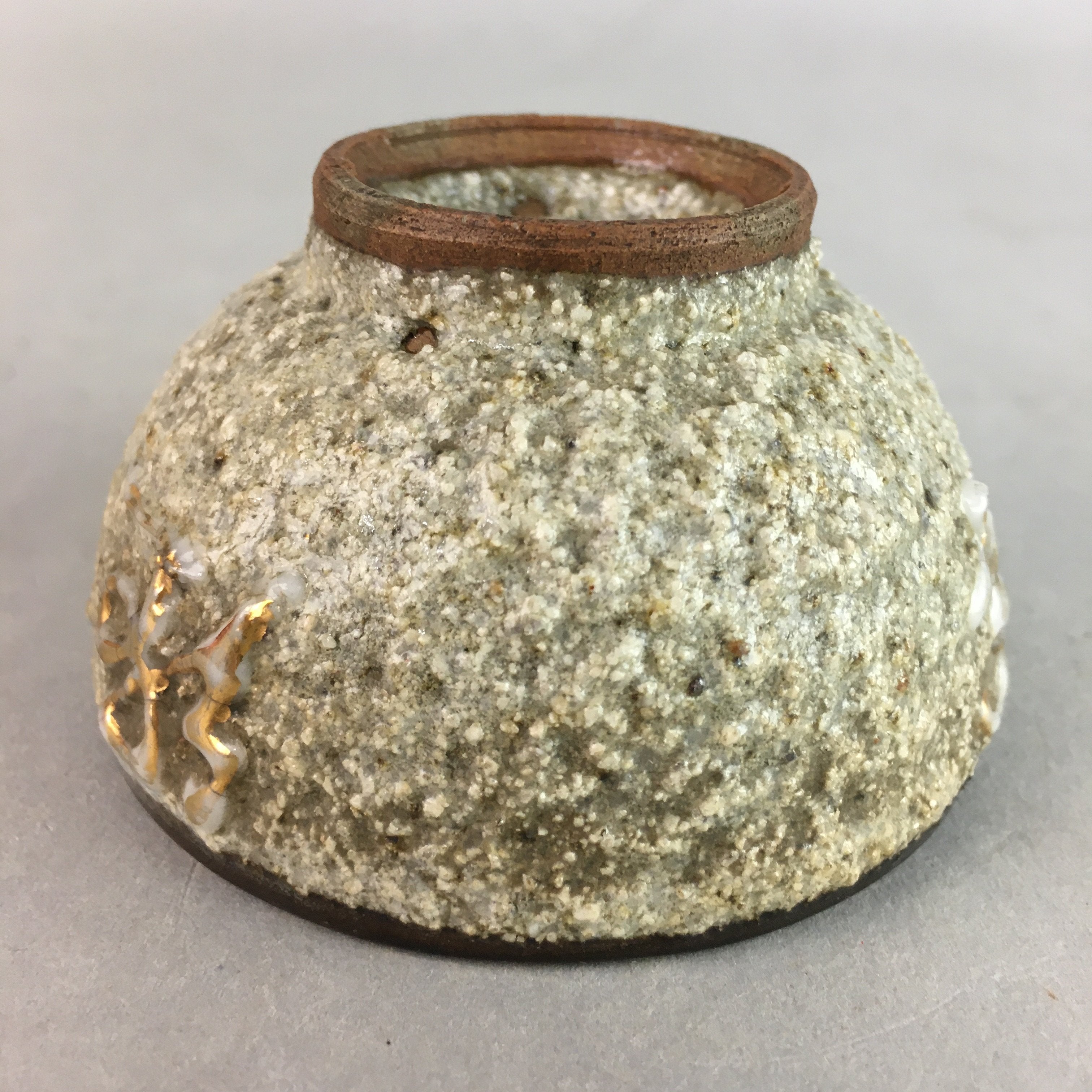 Japanese Ceramic Sake Cup Guinomi Sakazuki Vtg Pottery Gray Rough Crackle GU736