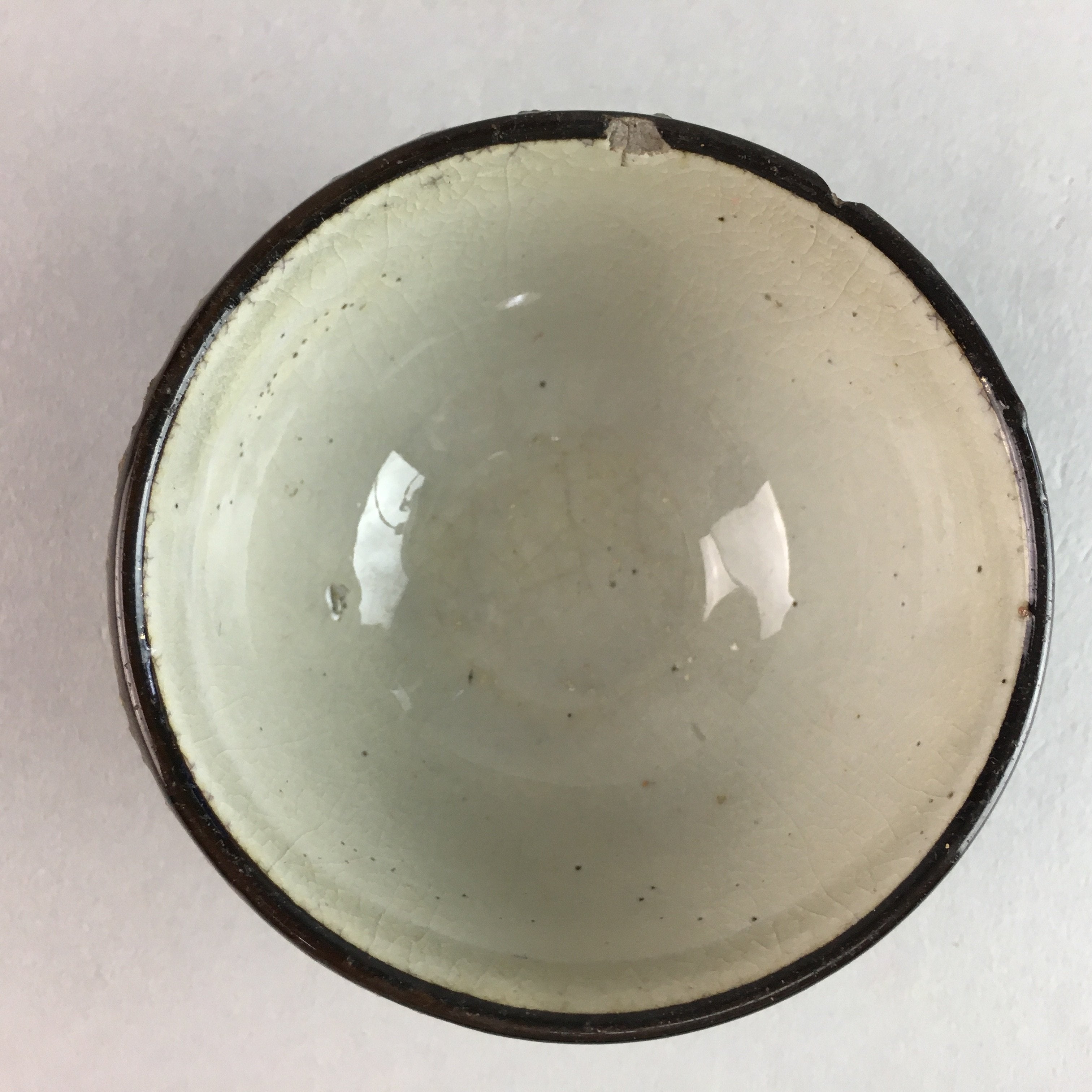 Japanese Ceramic Sake Cup Guinomi Sakazuki Vtg Pottery Gray Rough Crackle GU737