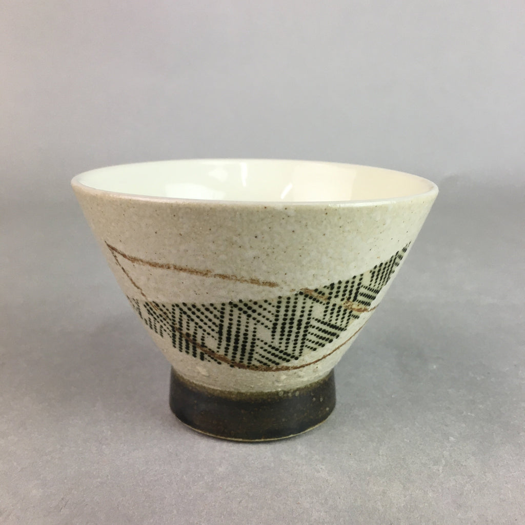 Japanese Ceramic Sake Cup Guinomi Sakazuki Vtg Pottery Leaf Design TC157