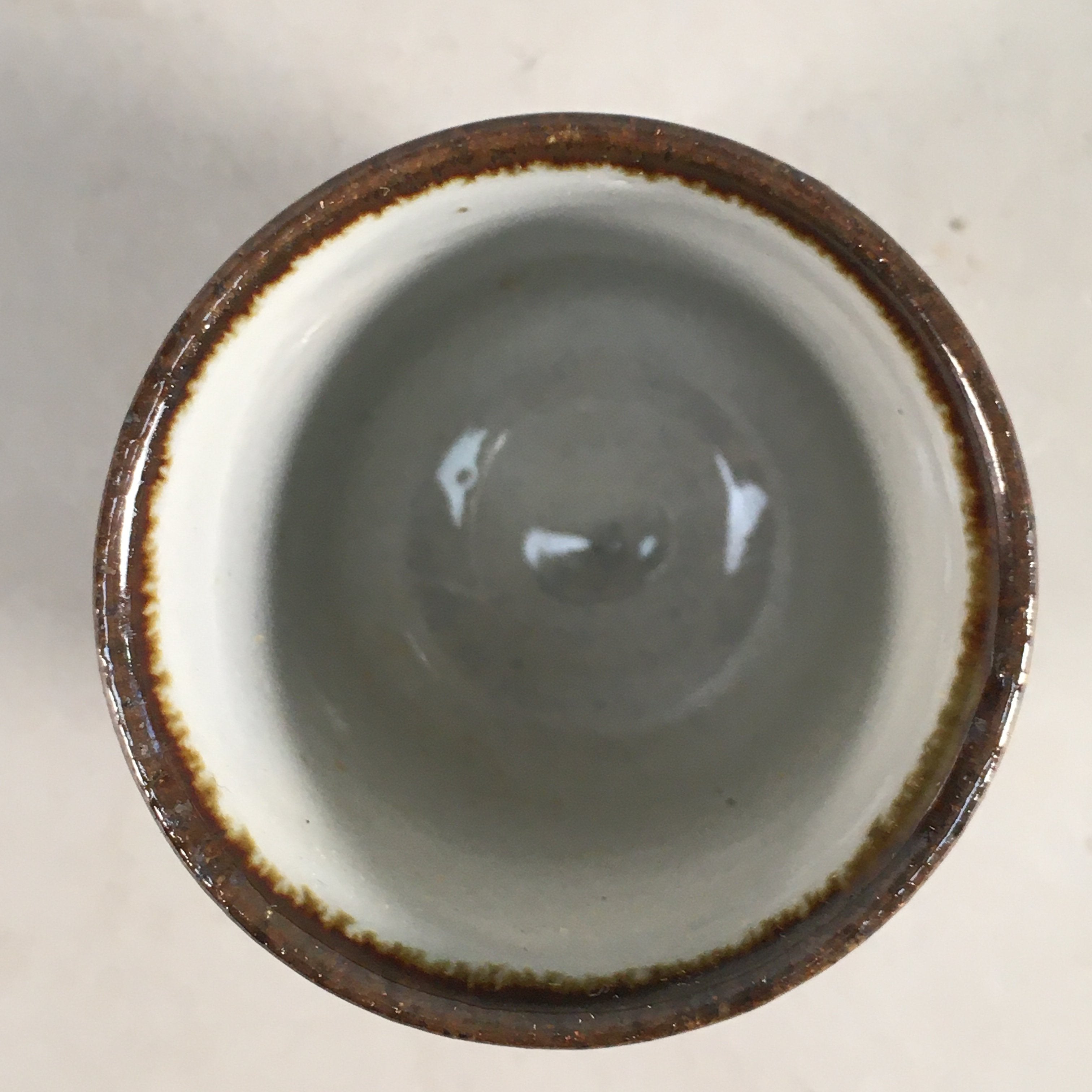 Japanese Ceramic Sake Cup Guinomi Sakazuki Vtg Pottery White Rough GU814