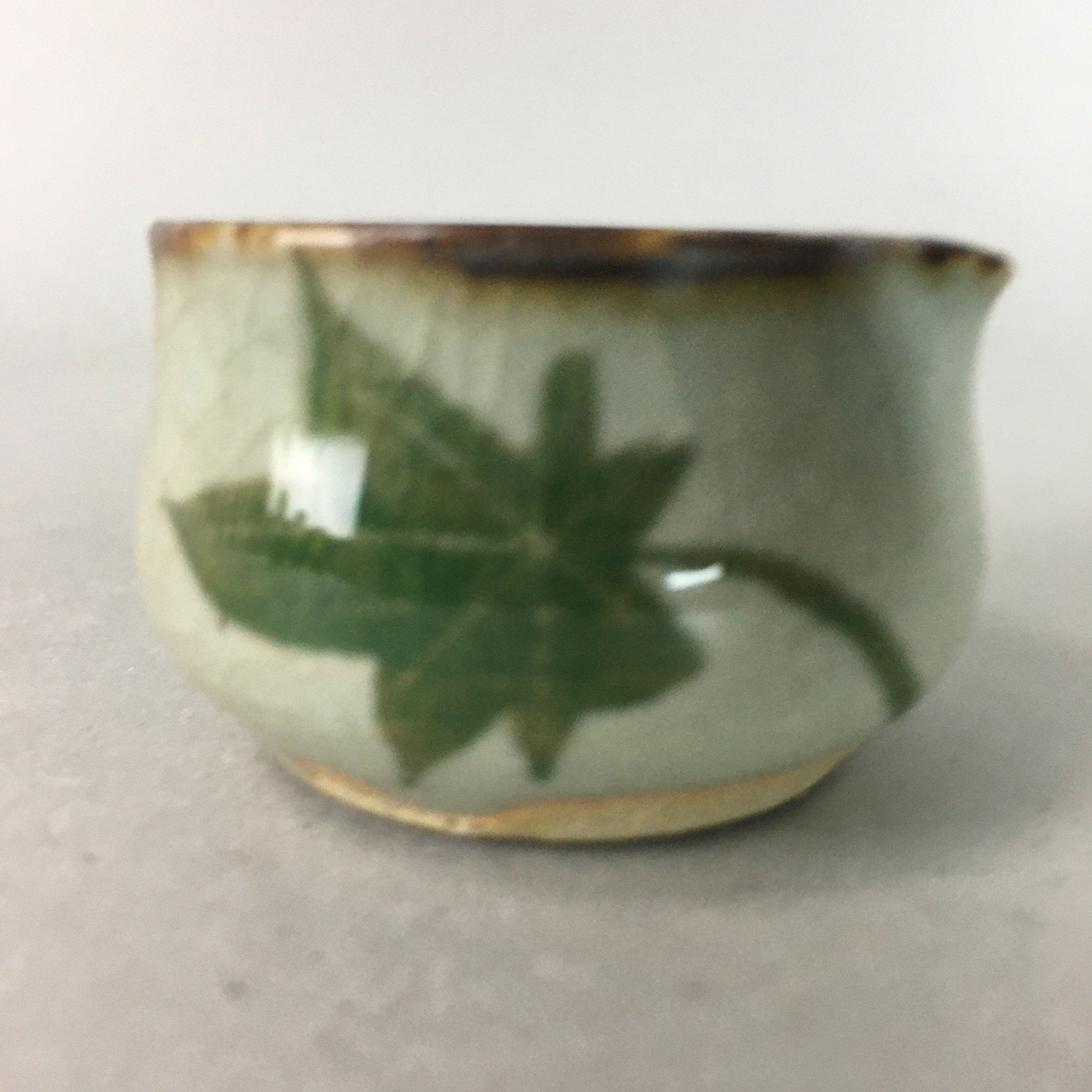 Japanese Ceramic Sake Cup Lipped Guinomi Sakazuki Vtg Pottery Gray GU719