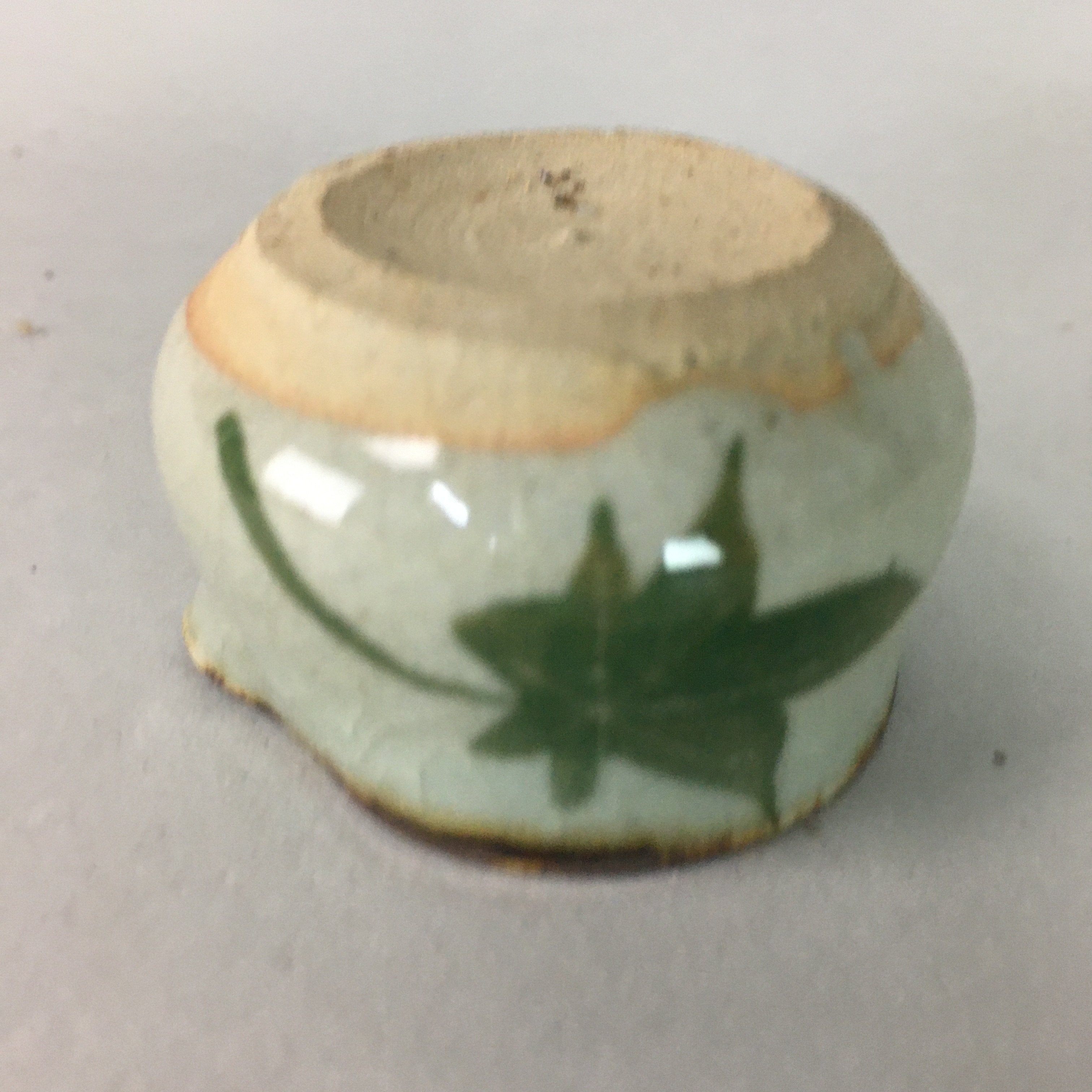 Japanese Ceramic Sake Cup Lipped Guinomi Sakazuki Vtg Pottery Gray GU719