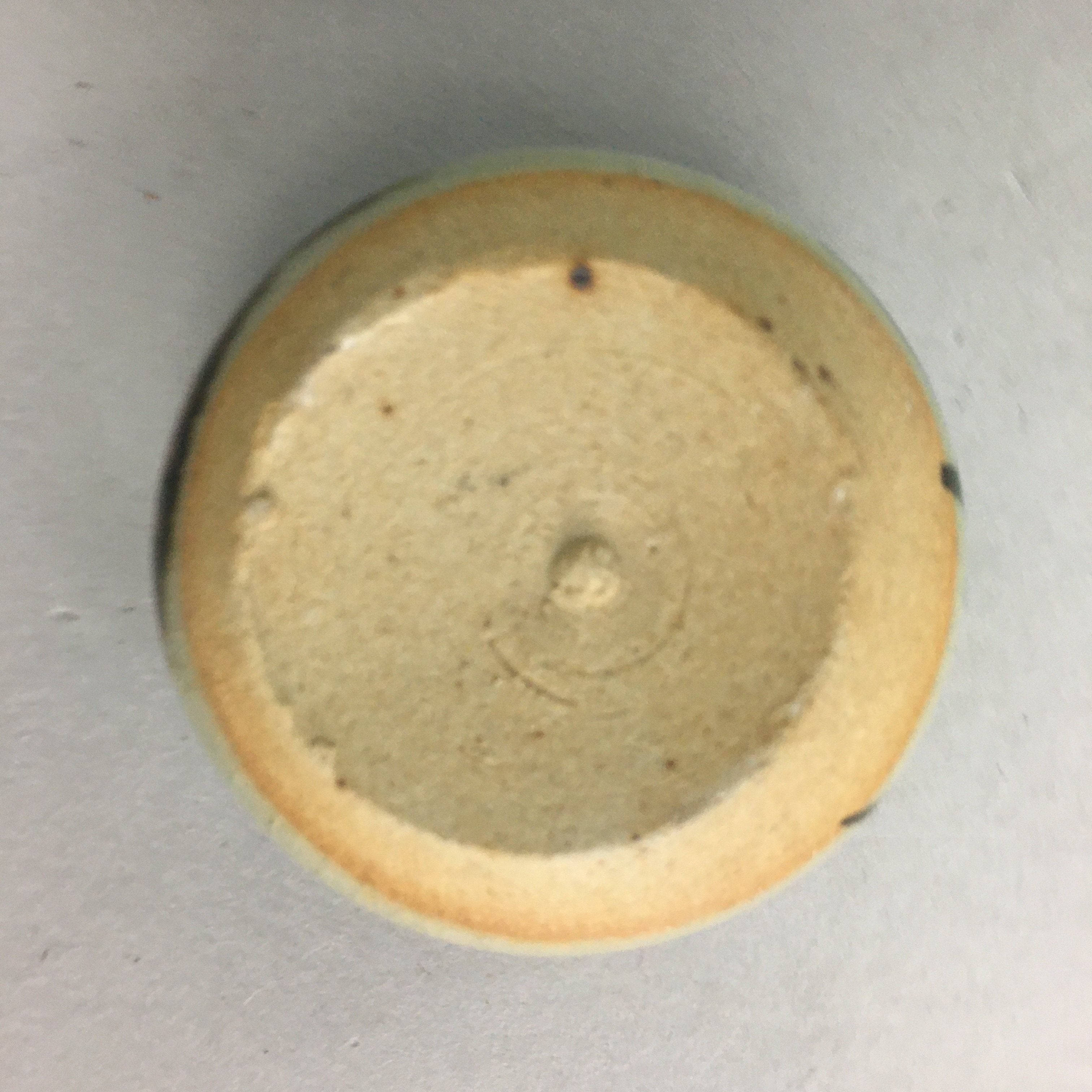 Japanese Ceramic Sake Cup Lipped Guinomi Sakazuki Vtg Pottery Gray GU727