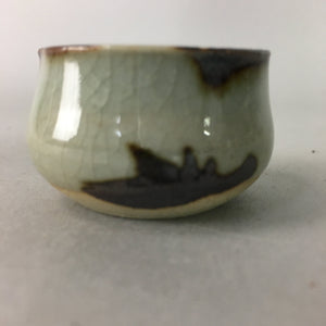 Japanese Ceramic Sake Cup Lipped Guinomi Sakazuki Vtg Pottery Gray GU729