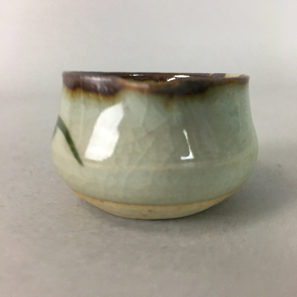 Japanese Ceramic Sake Cup Lipped Guinomi Sakazuki Vtg Pottery Gray GU729