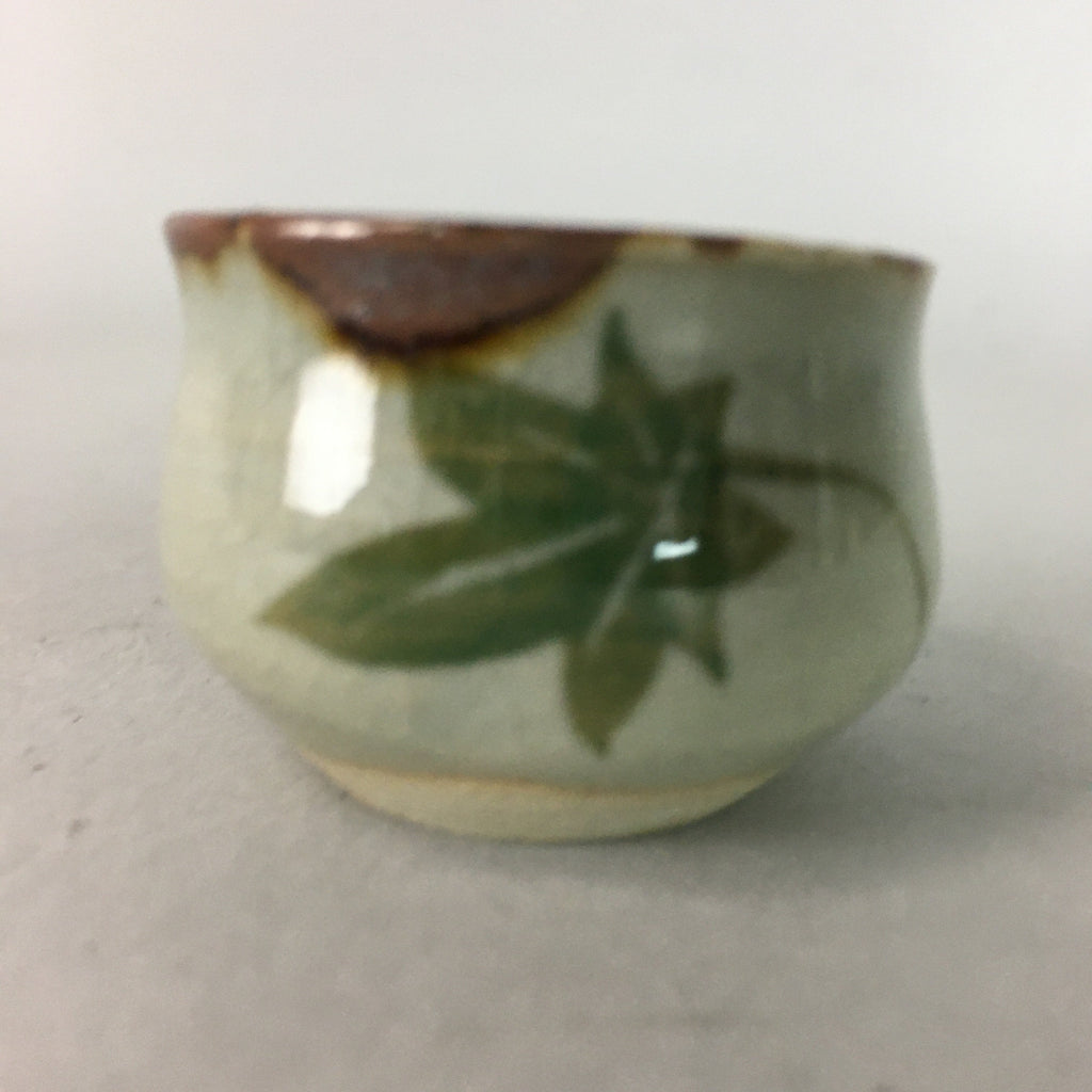 Japanese Ceramic Sake Cup Lipped Guinomi Sakazuki Vtg Pottery Gray GU731