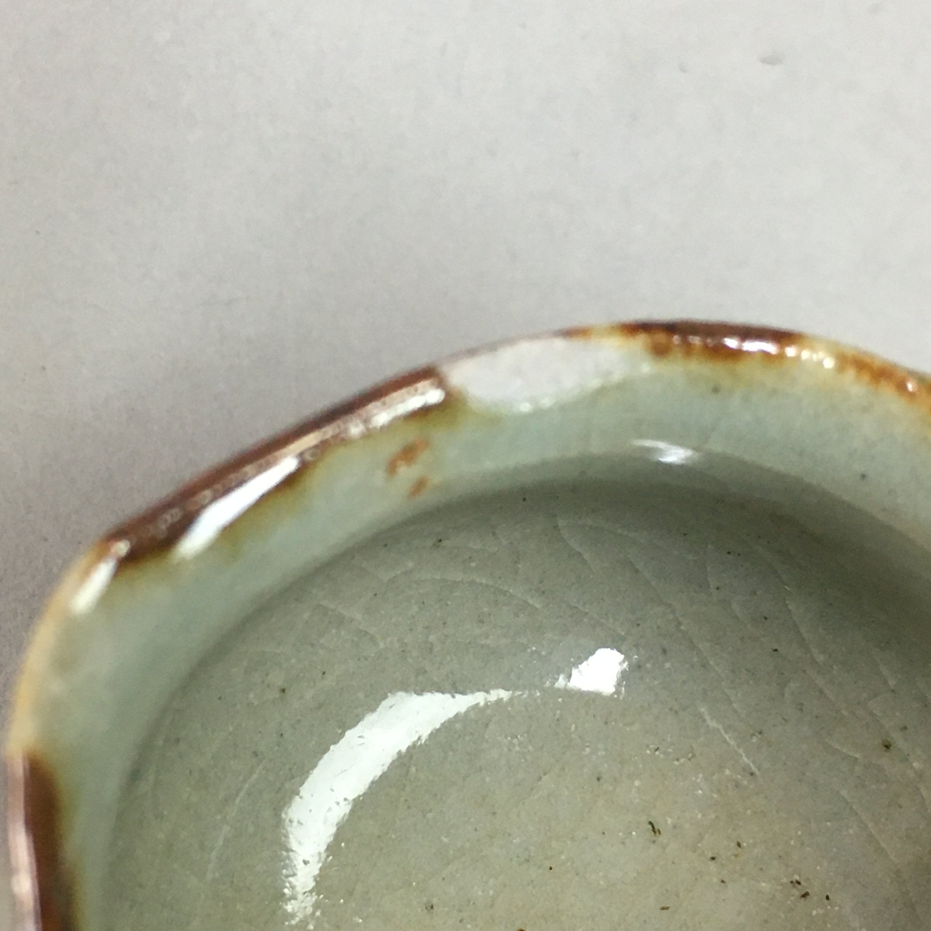 Japanese Ceramic Sake Cup Lipped Guinomi Sakazuki Vtg Pottery Gray GU731