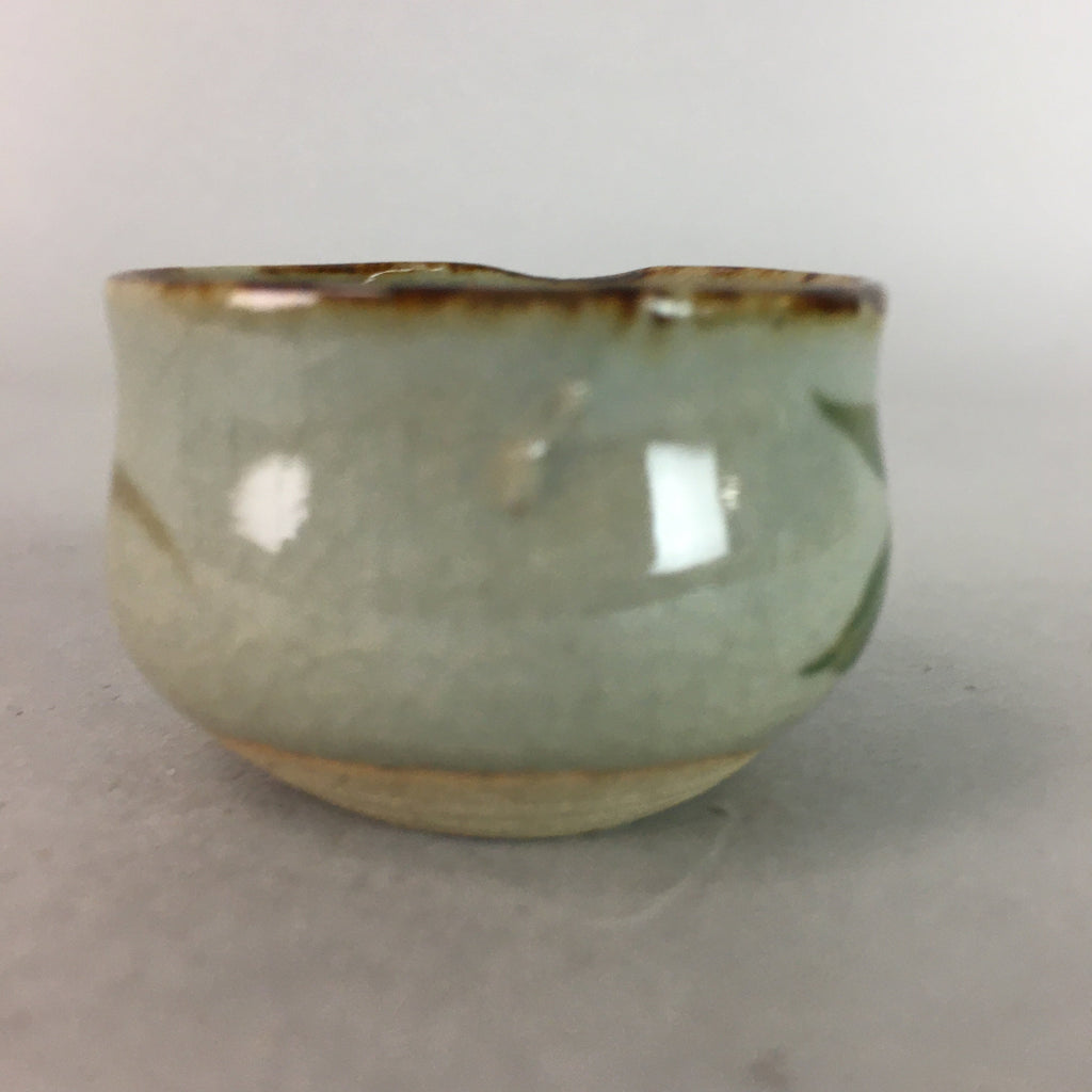 Japanese Ceramic Sake Cup Lipped Guinomi Sakazuki Vtg Pottery Gray GU734
