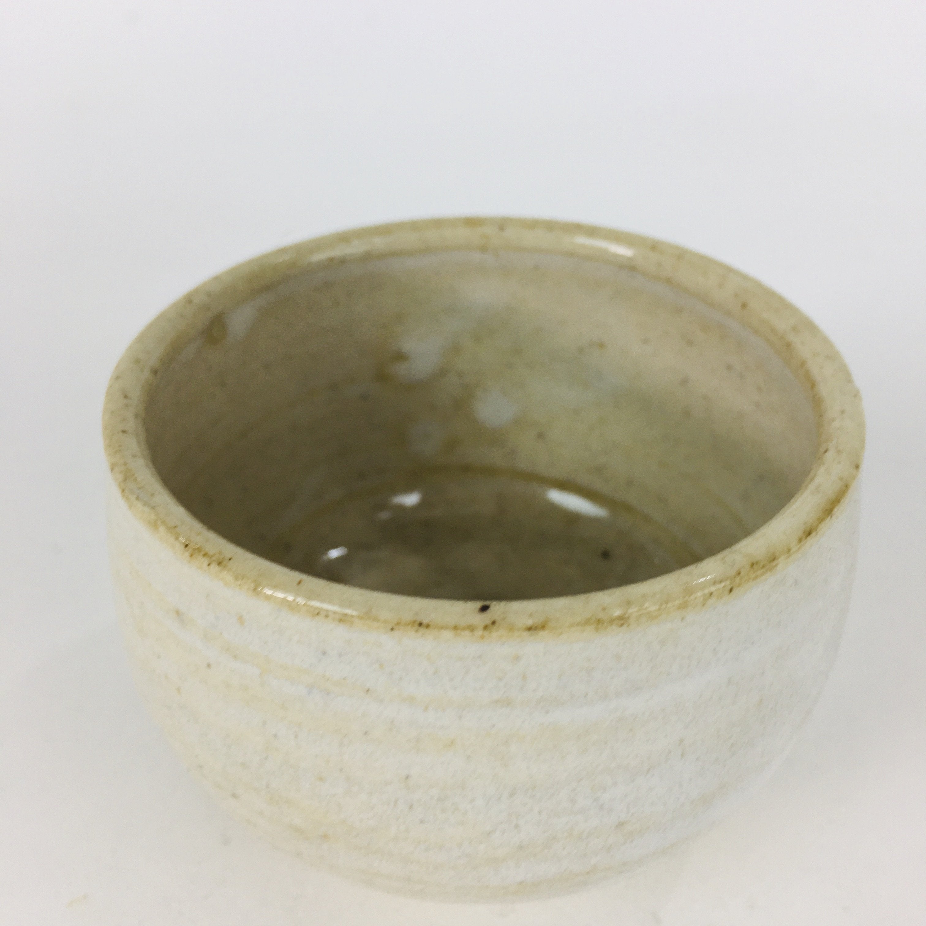 Japanese Ceramic Sake Cup Mino Ware Vtg Guinomi Ochoko White Glaze GU903