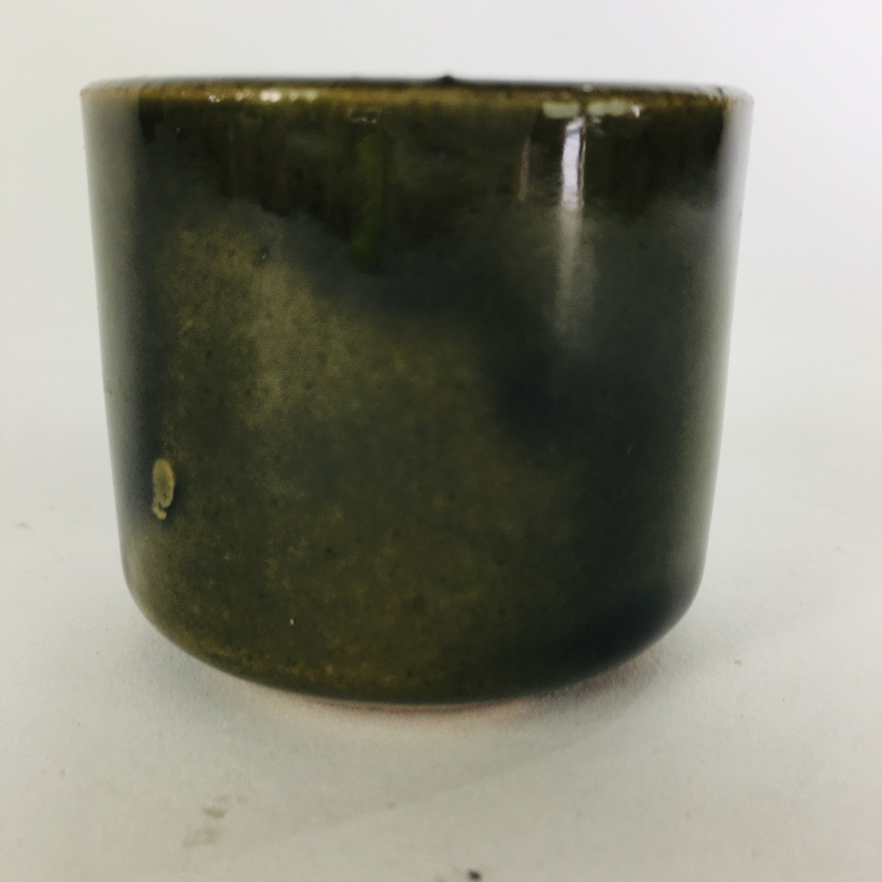 Japanese Ceramic Sake Cup Oribe Ware Vtg Guinomi Ochoko Green Glaze GU896