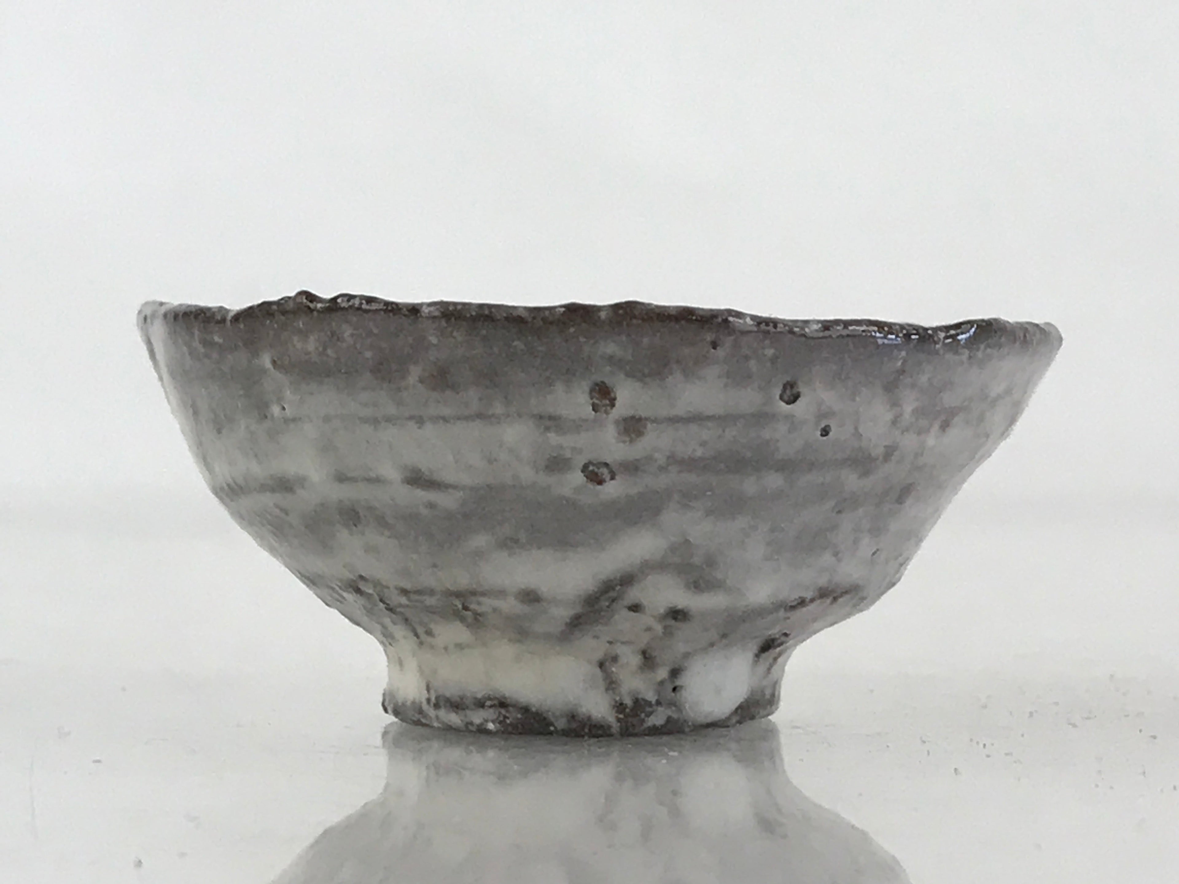 Japanese Ceramic Sake Cup Vtg Gray White Glaze Guinomi Ochoko Sakazuki G70