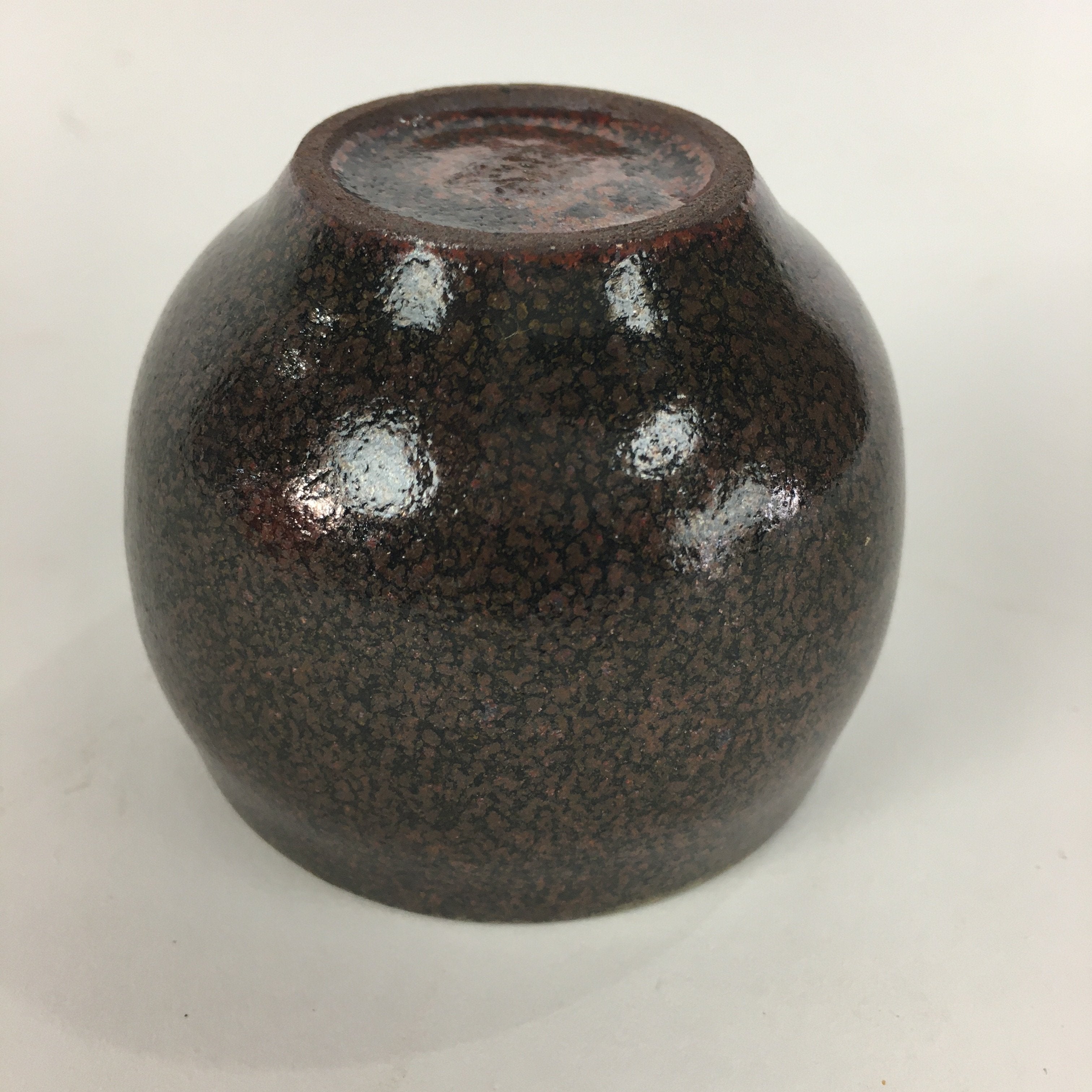 Japanese Ceramic Sake Cup Vtg Guinomi Ochoko Brown White Pottery GU972