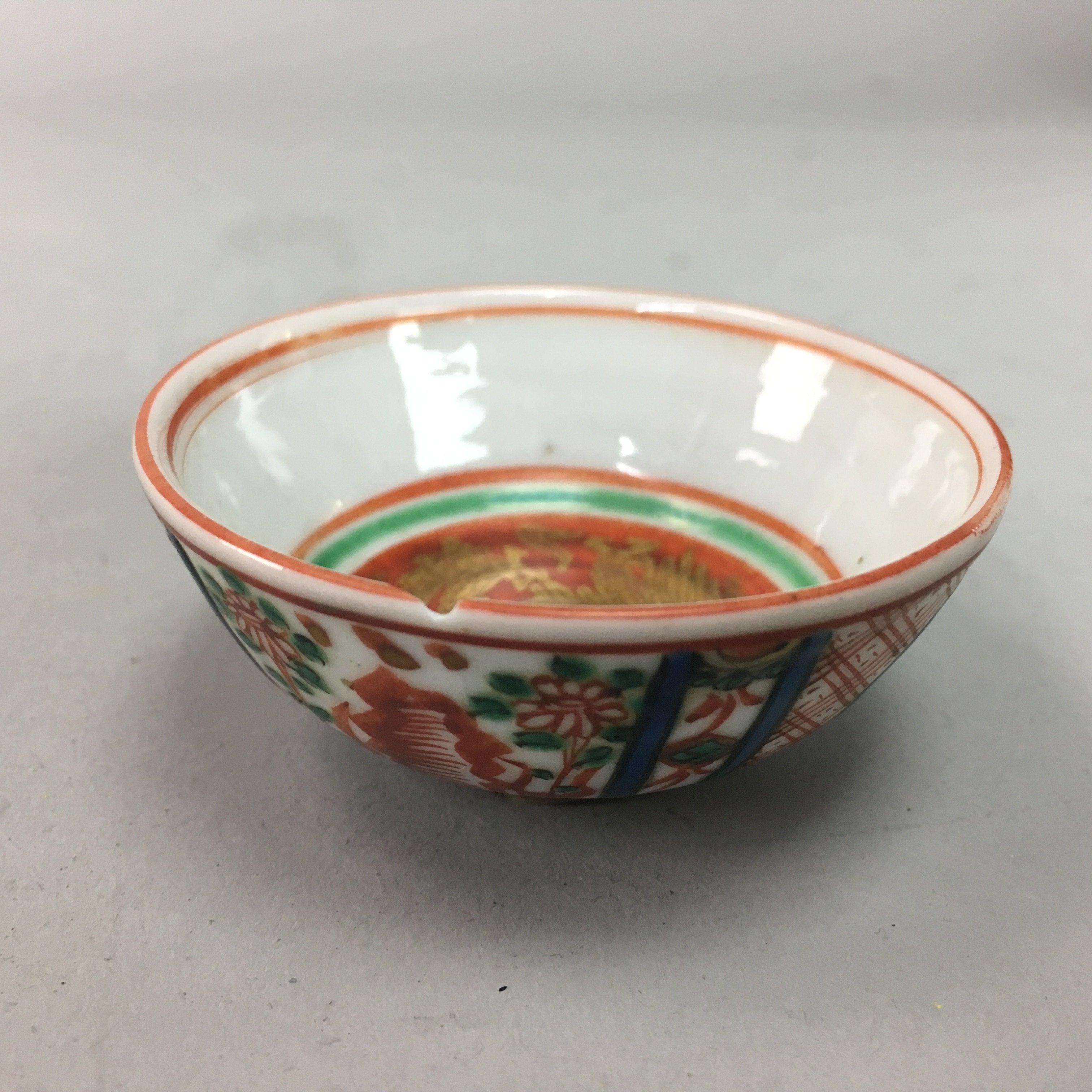 Japanese Ceramic Sake Cup Vtg Guinomi Sakazuki Iroe Gold Red Pottery Stamp GU373