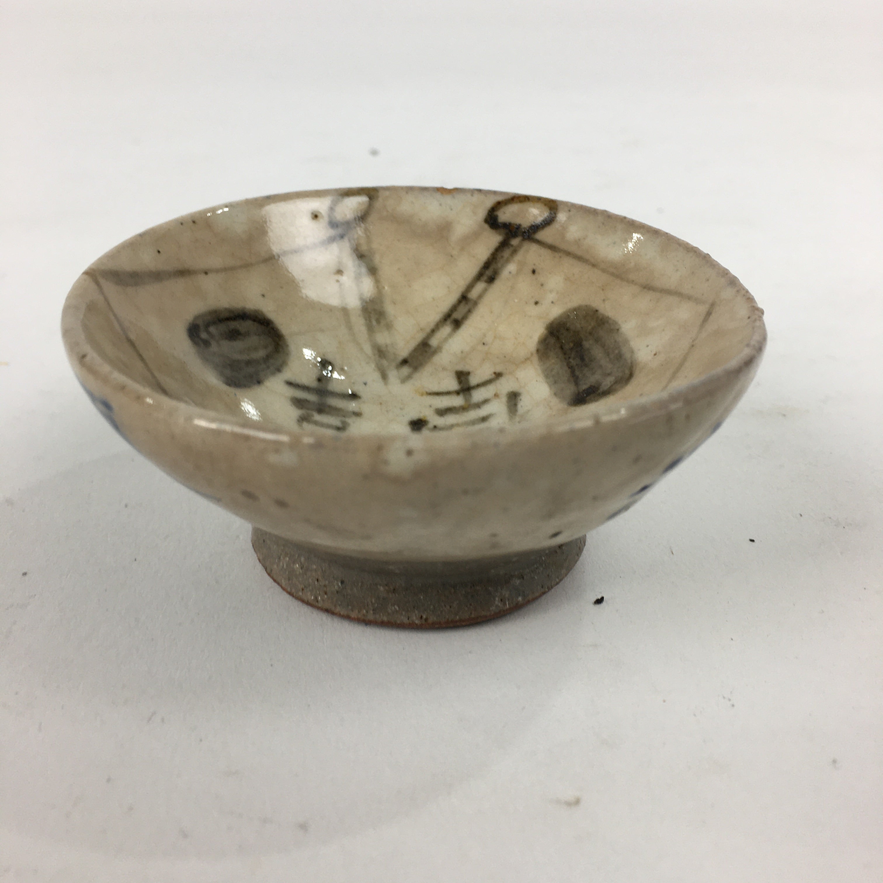 Japanese Ceramic Sake Cup Vtg Guinomi Sakazuki Ochoko Kanji Design GU981