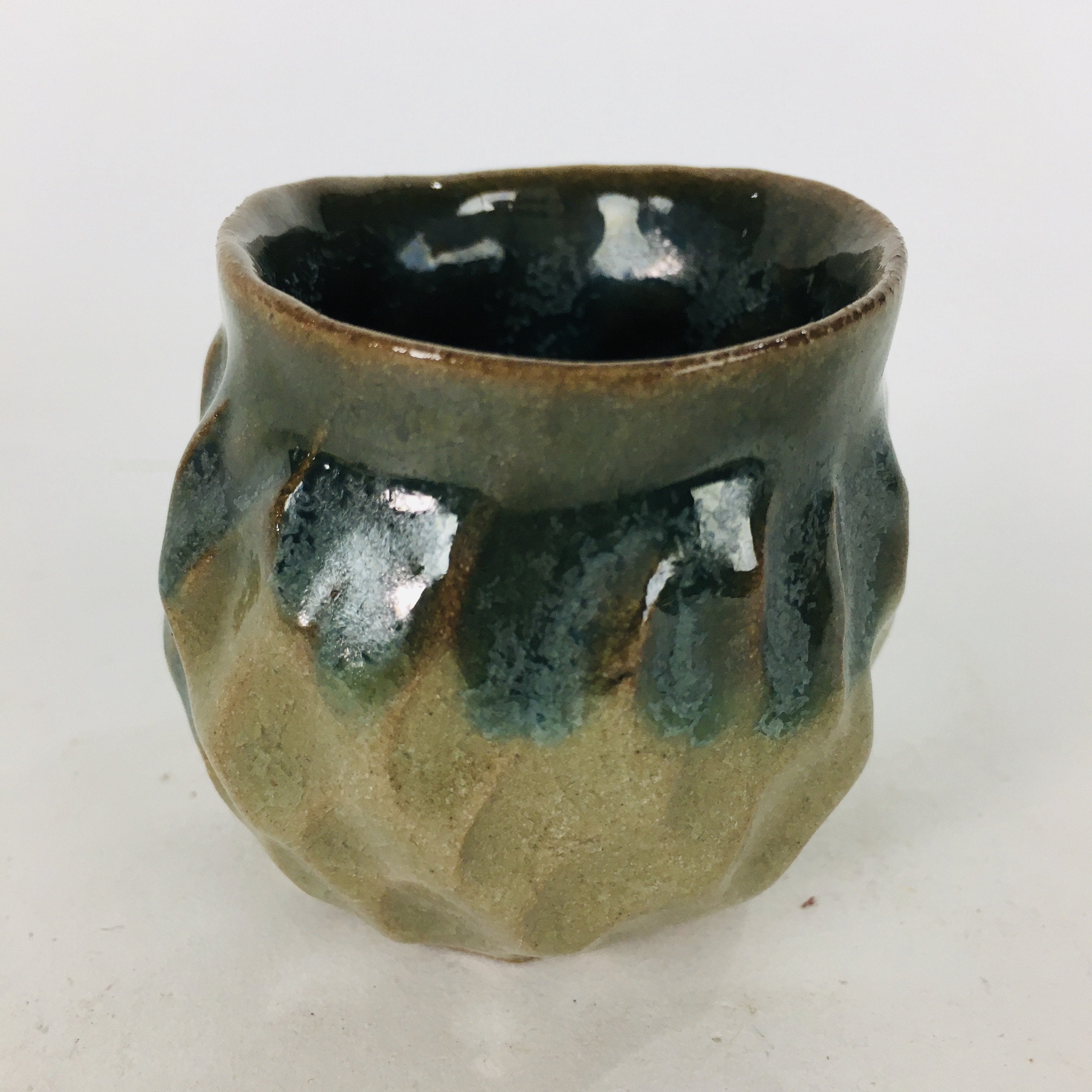 Japanese Ceramic Sake Cup Vtg Pottery Guinomi Ochoko Green Brown Dimple GU 917