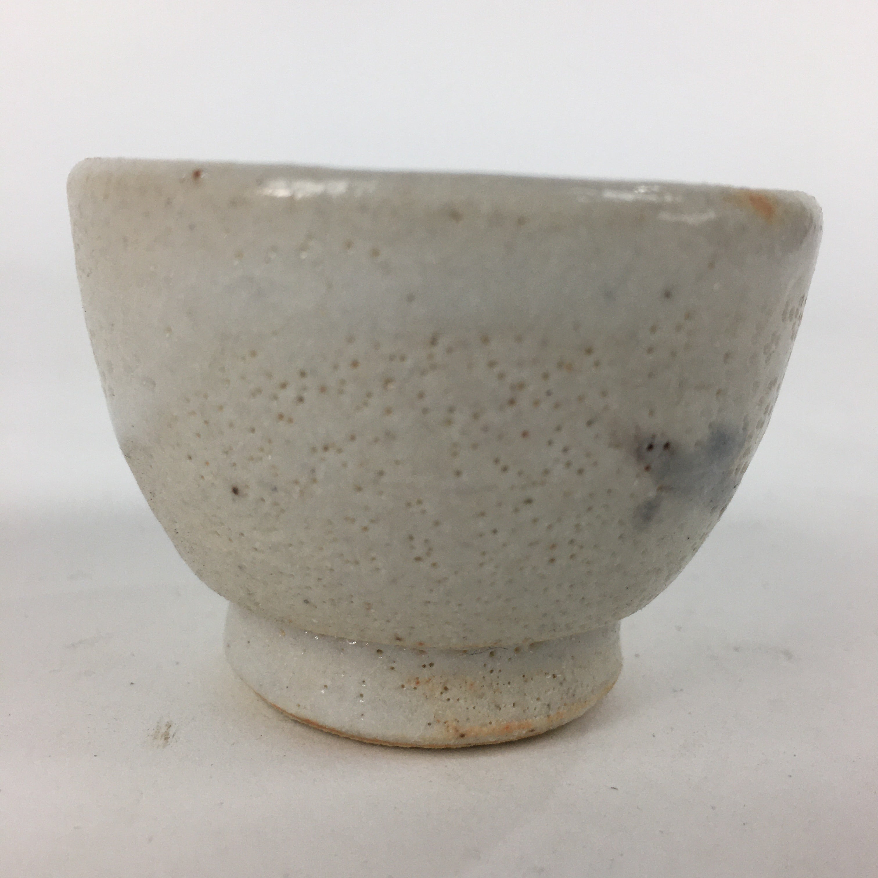 Japanese Ceramic Sake Cup Vtg Pottery Shino White Glaze Guinomi Ochoko G32