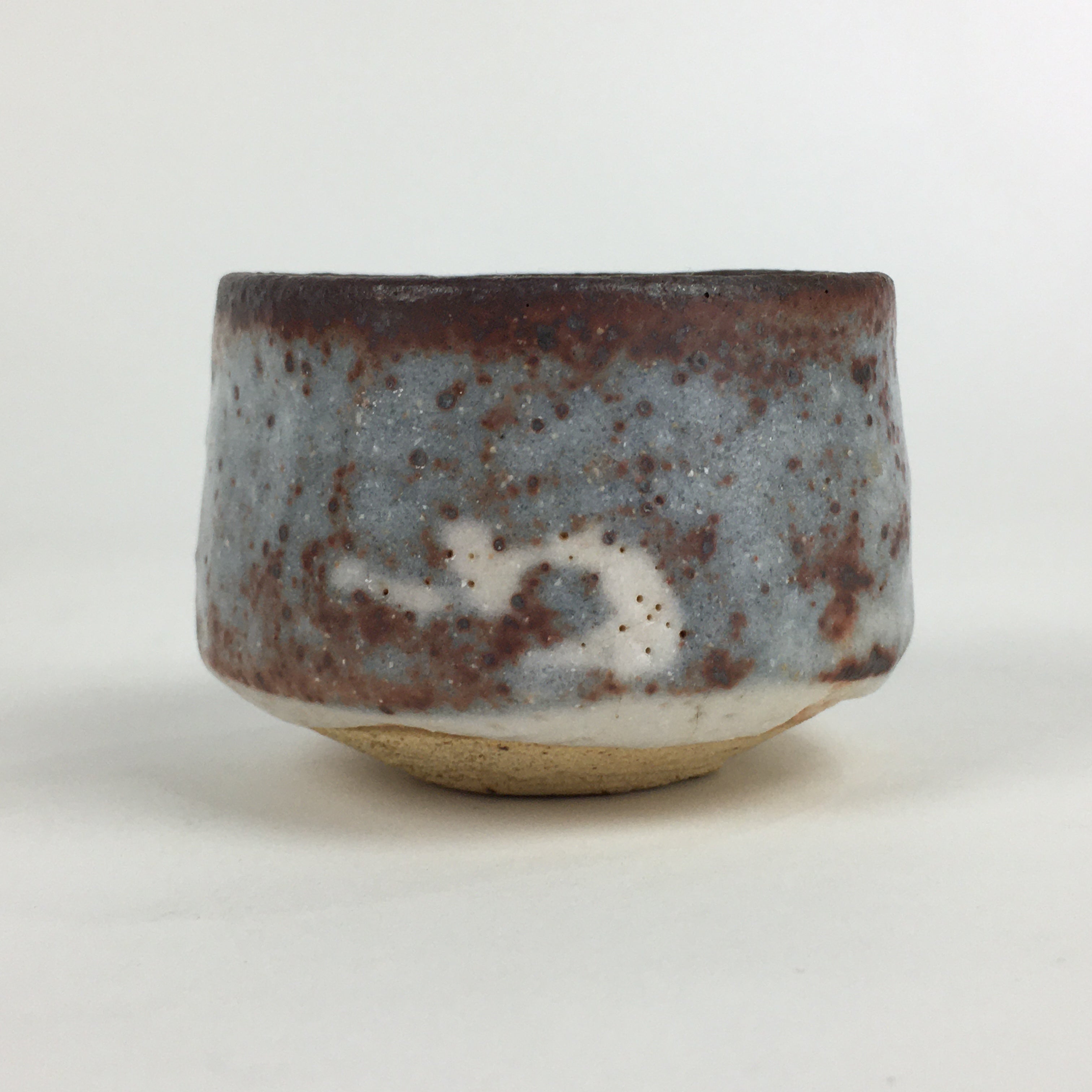 Japanese Ceramic Sake Cup Vtg Pottery White Glaze Guinomi Ochoko G47