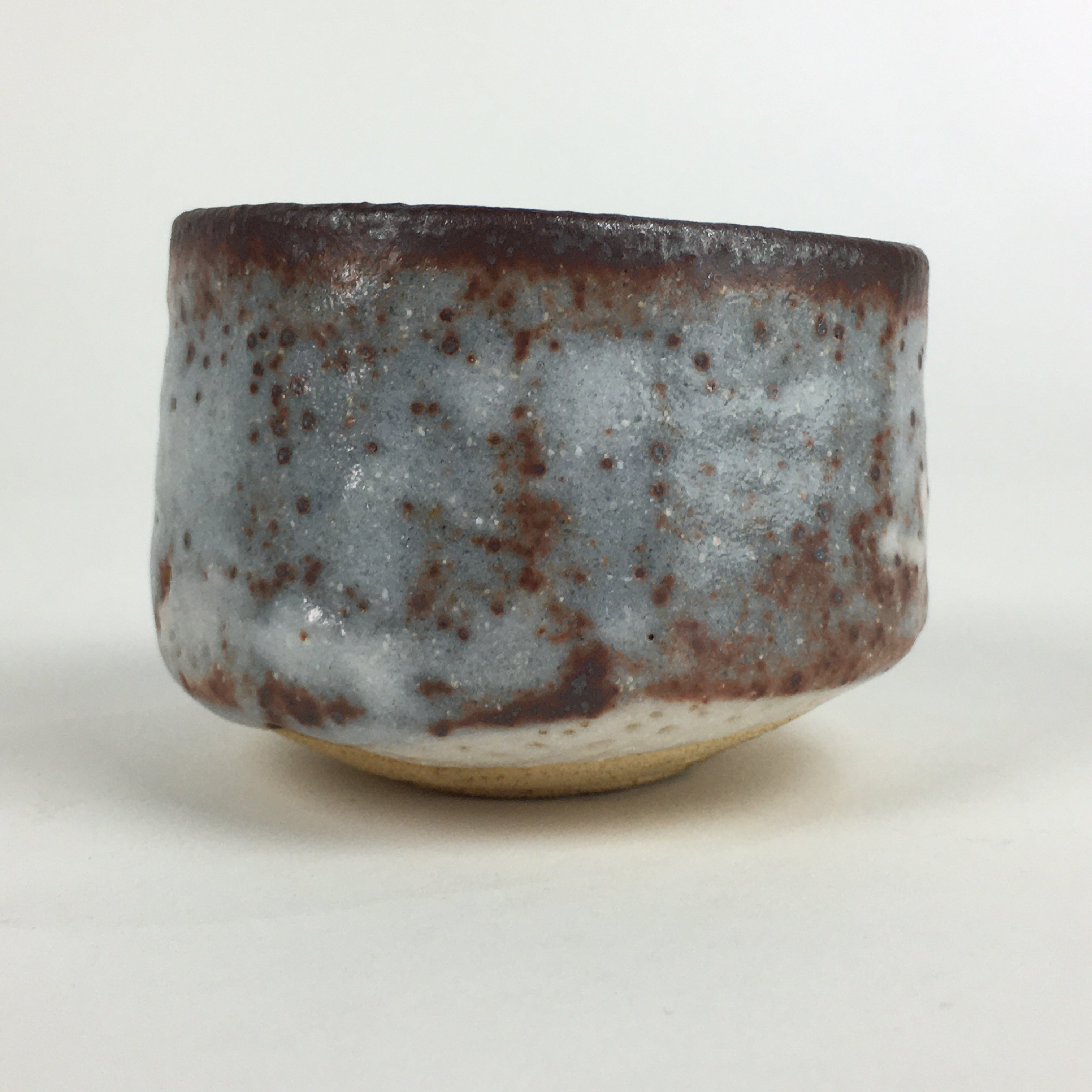 Japanese Ceramic Sake Cup Vtg Pottery White Glaze Guinomi Ochoko G47
