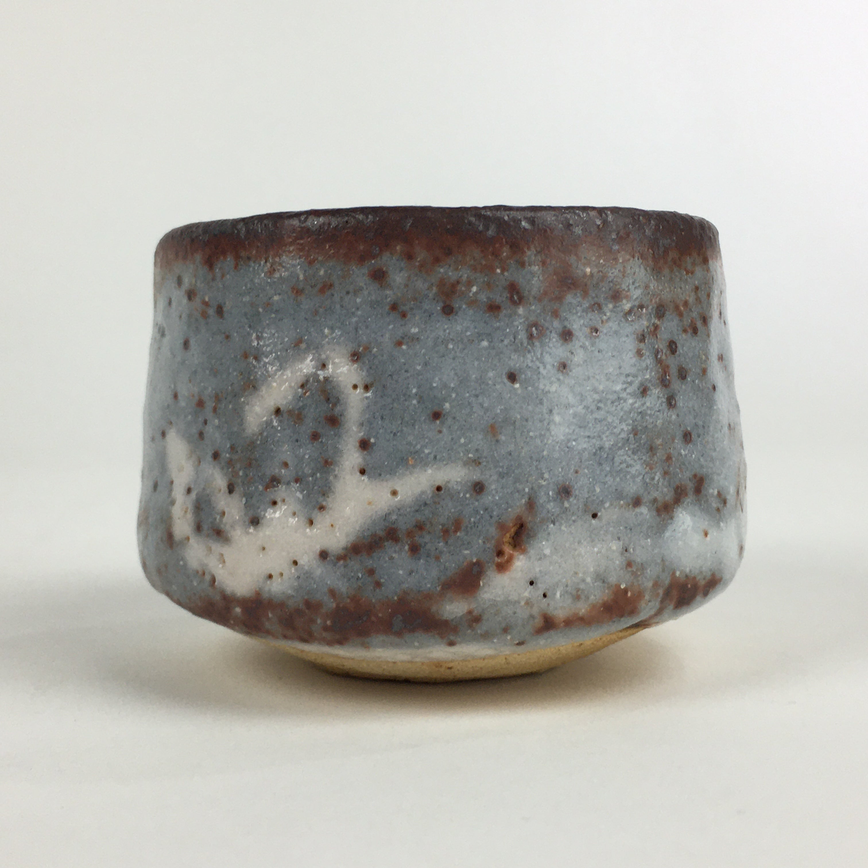 Japanese Ceramic Sake Cup Vtg Pottery White Glaze Guinomi Ochoko G47