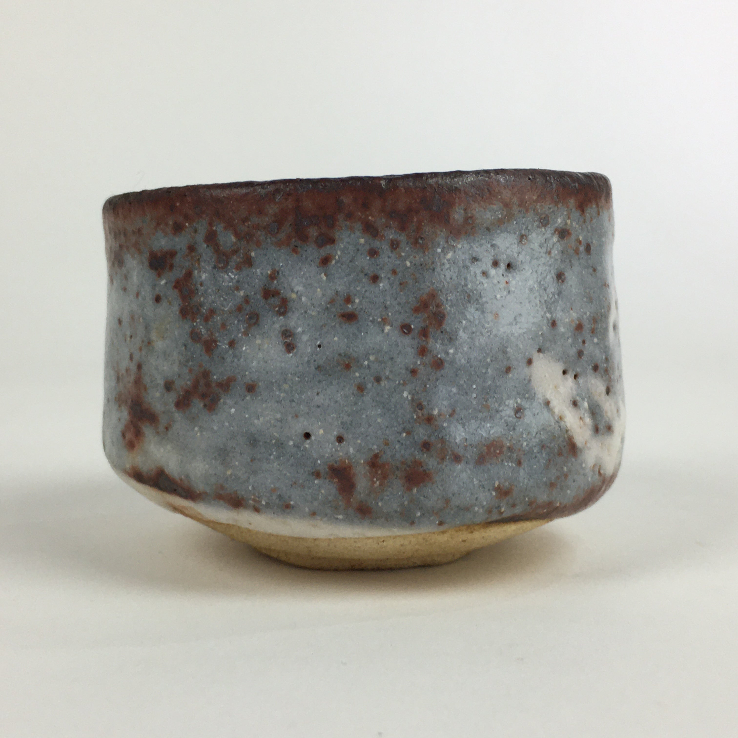 Japanese Ceramic Sake Cup Vtg Pottery White Glaze Guinomi Ochoko G47