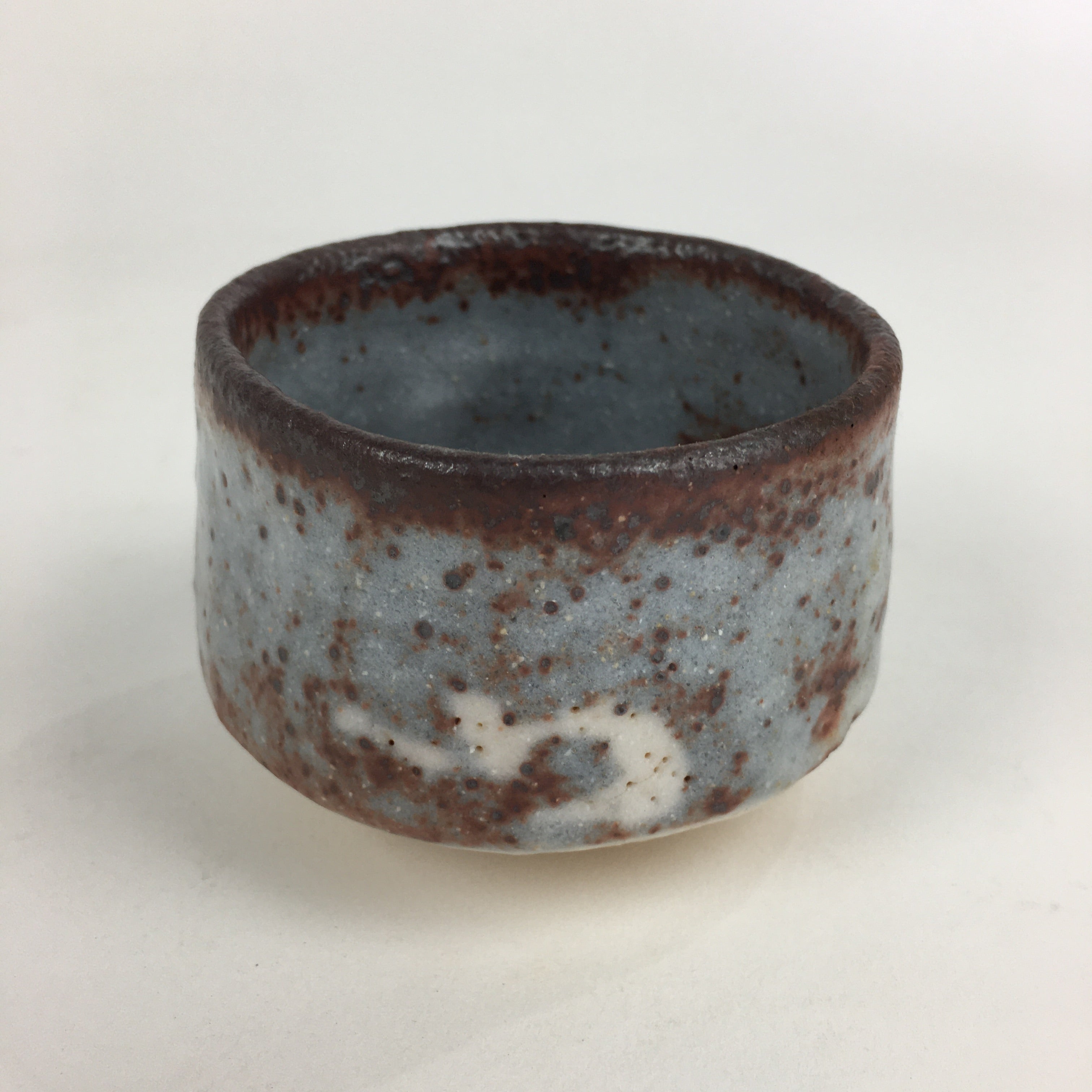 Japanese Ceramic Sake Cup Vtg Pottery White Glaze Guinomi Ochoko G47