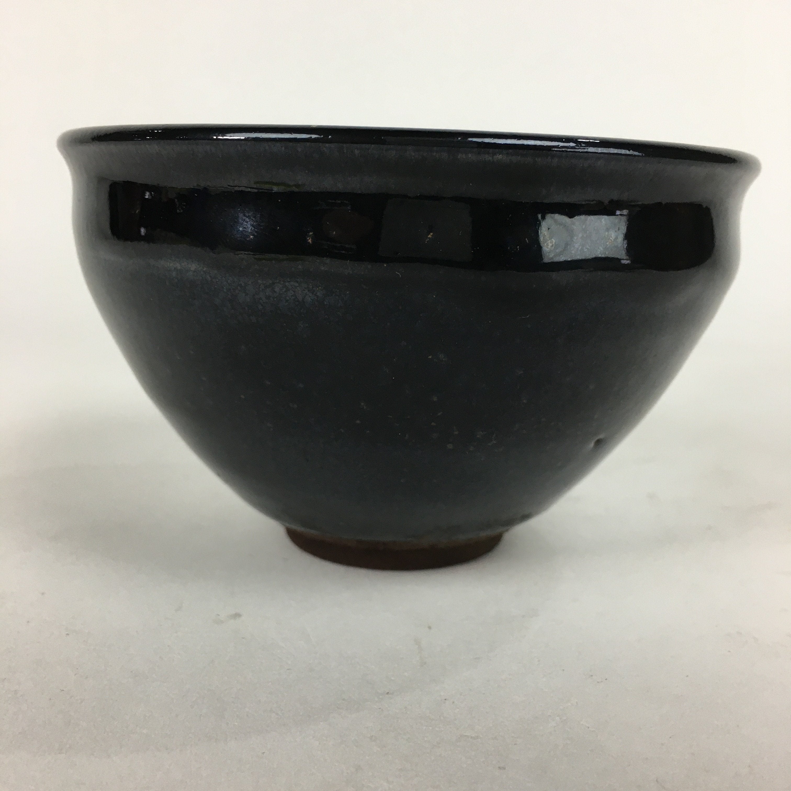 Japanese Ceramic Seto ware Tea Ceremony Bowl Vtg Chawan Black Pottery GTB752