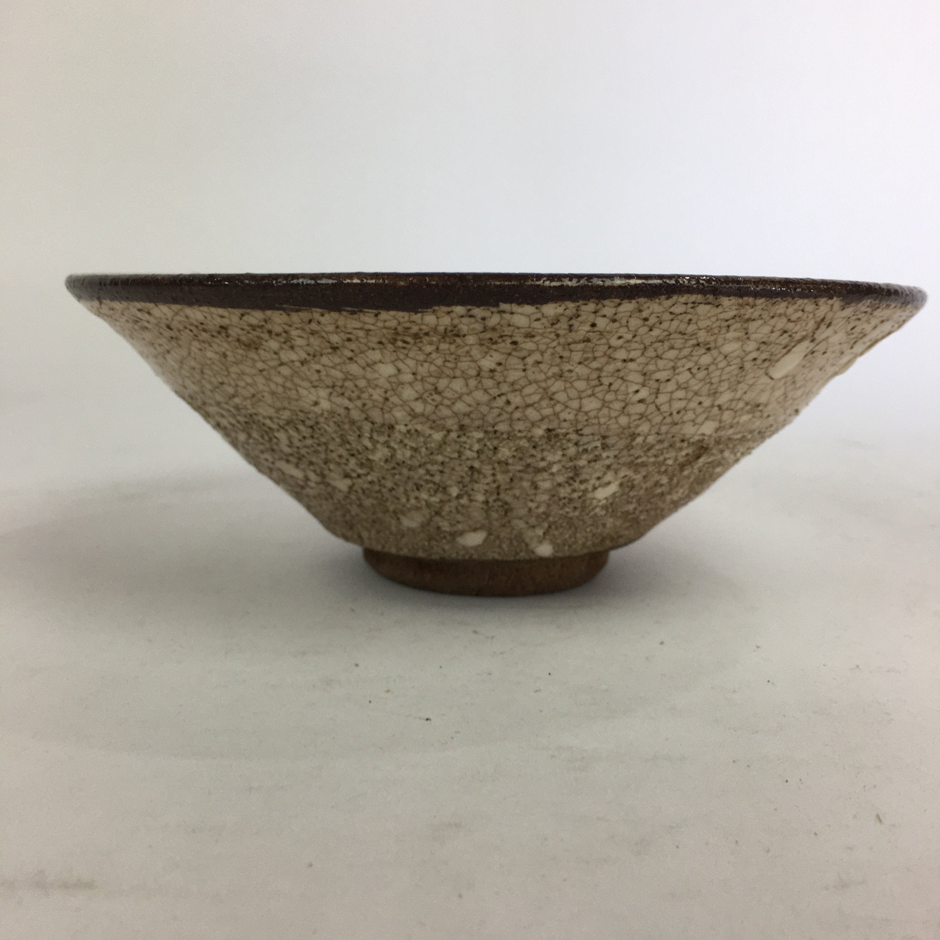 Japanese Ceramic Shino Ware Tea Ceremony Bowl Vtg White Brown Chawan GTB771