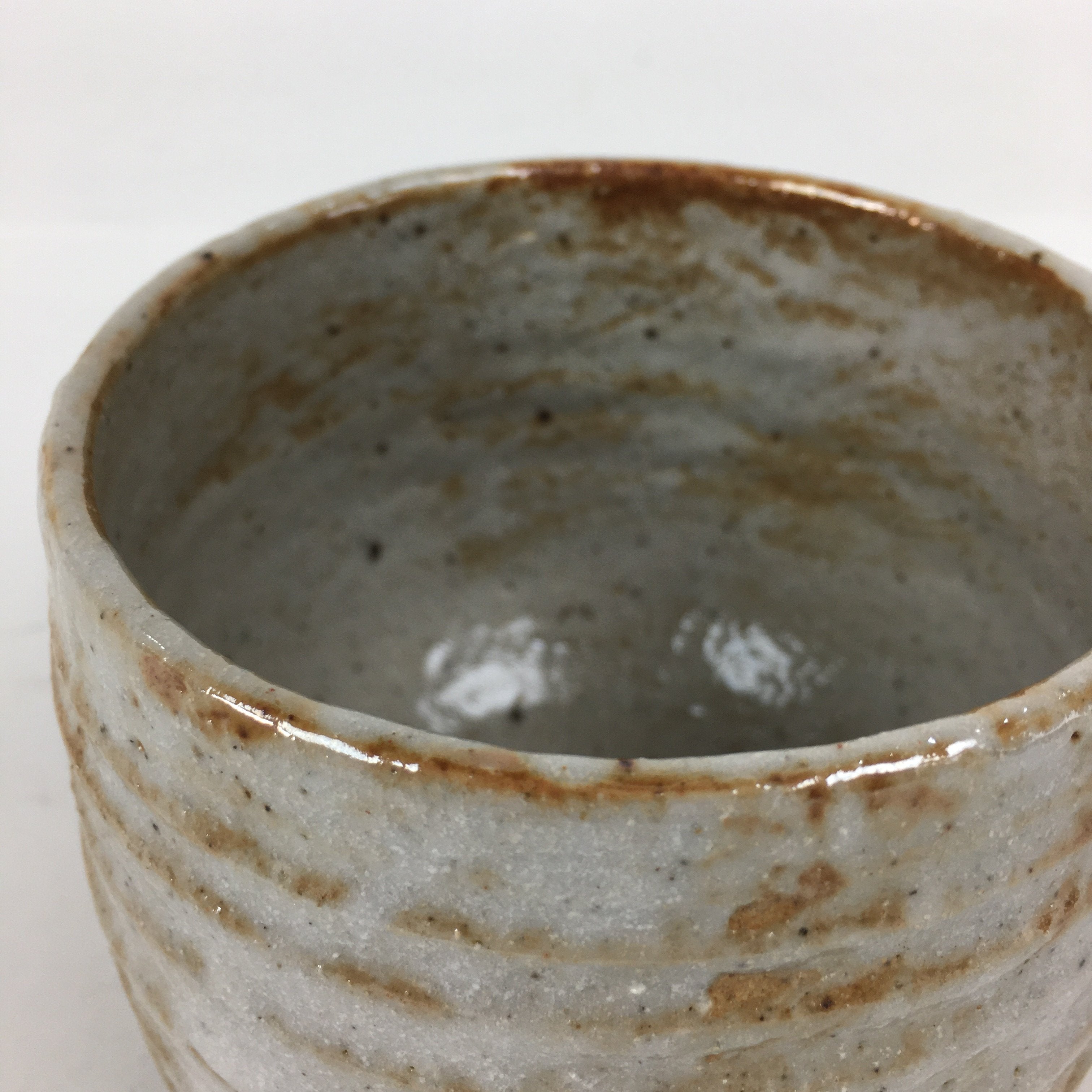 Japanese Ceramic Shino Ware Tea Ceremony Bowl Vtg White Matcha Chawan GTB779