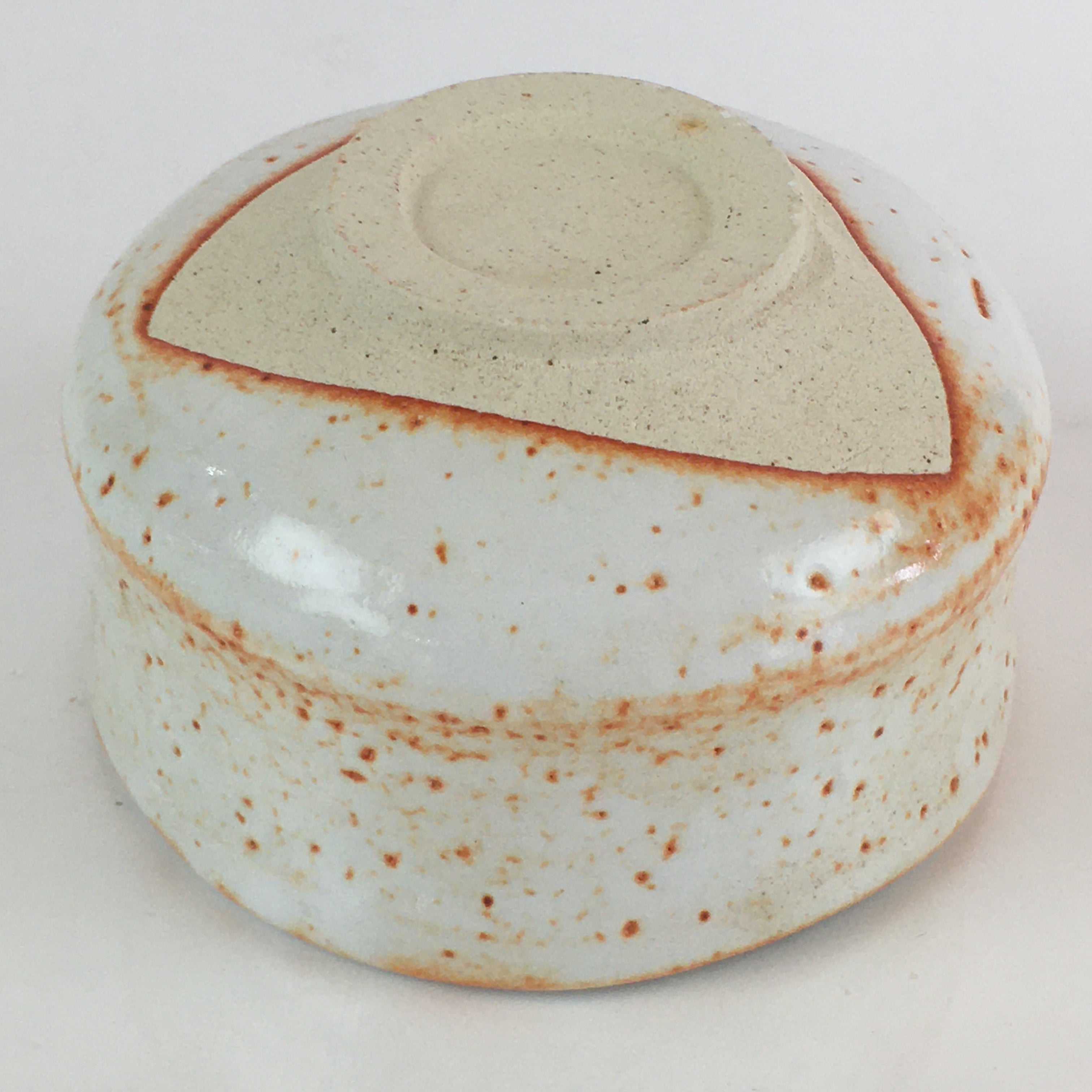 Japanese Ceramic Shino Ware Tea Ceremony Green Tea Bowl Vtg Chawan GTB949