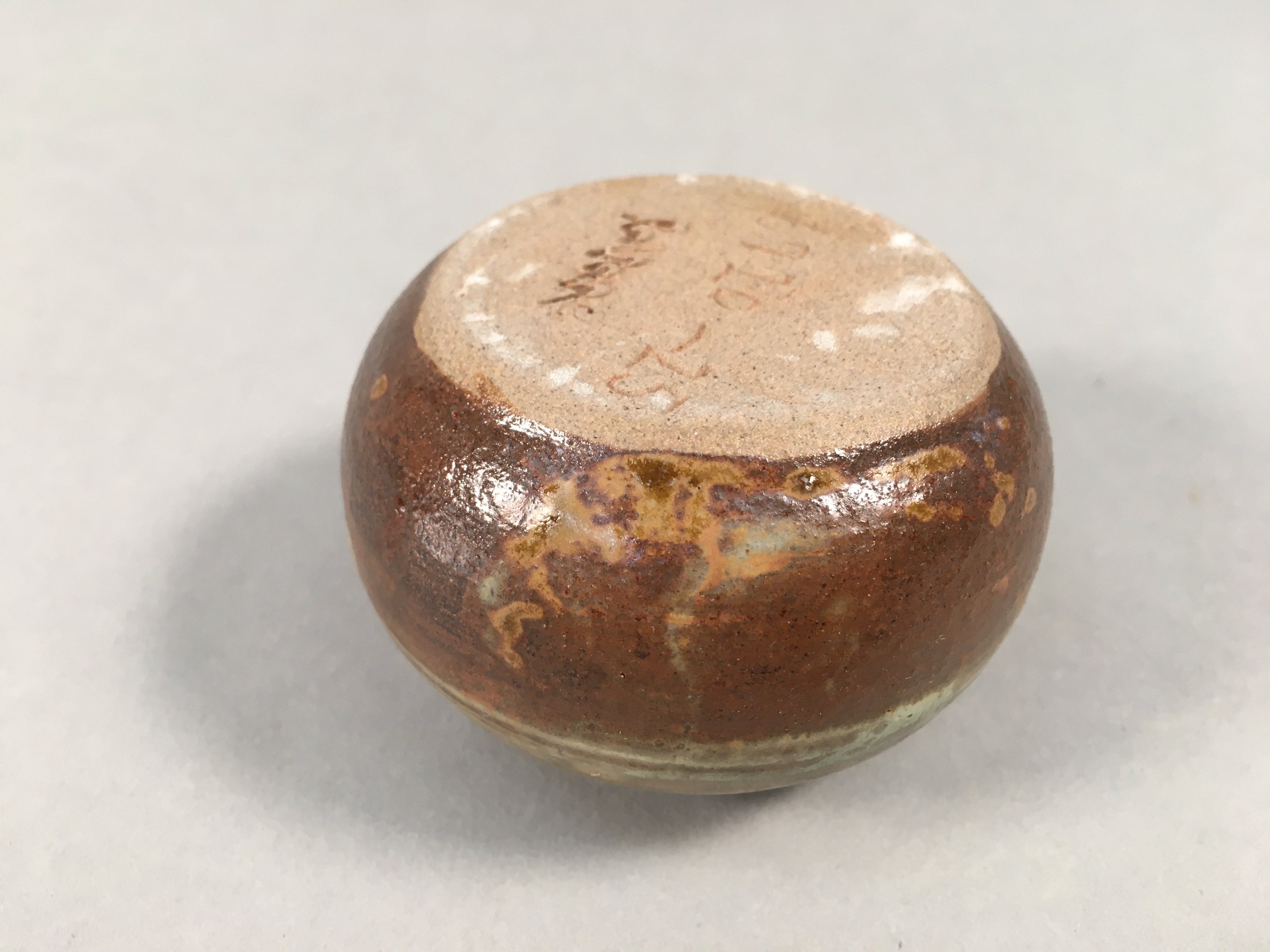 Japanese Ceramic Single Flower Vase Kabin Vtg Pottery Brown Round MFV72