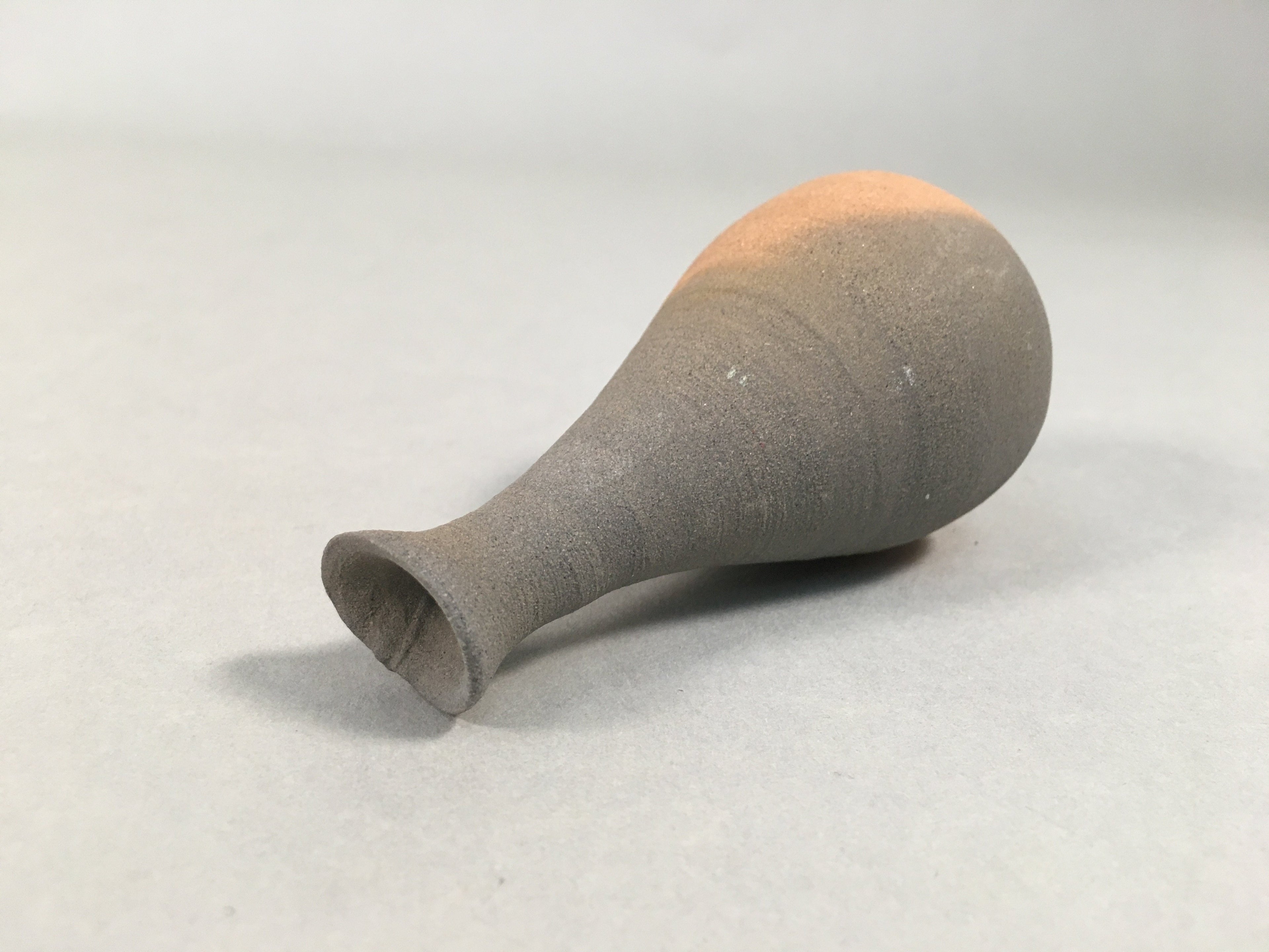 Japanese Ceramic Single Flower Vase Kabin Vtg Pottery Gray Long Neck MFV74