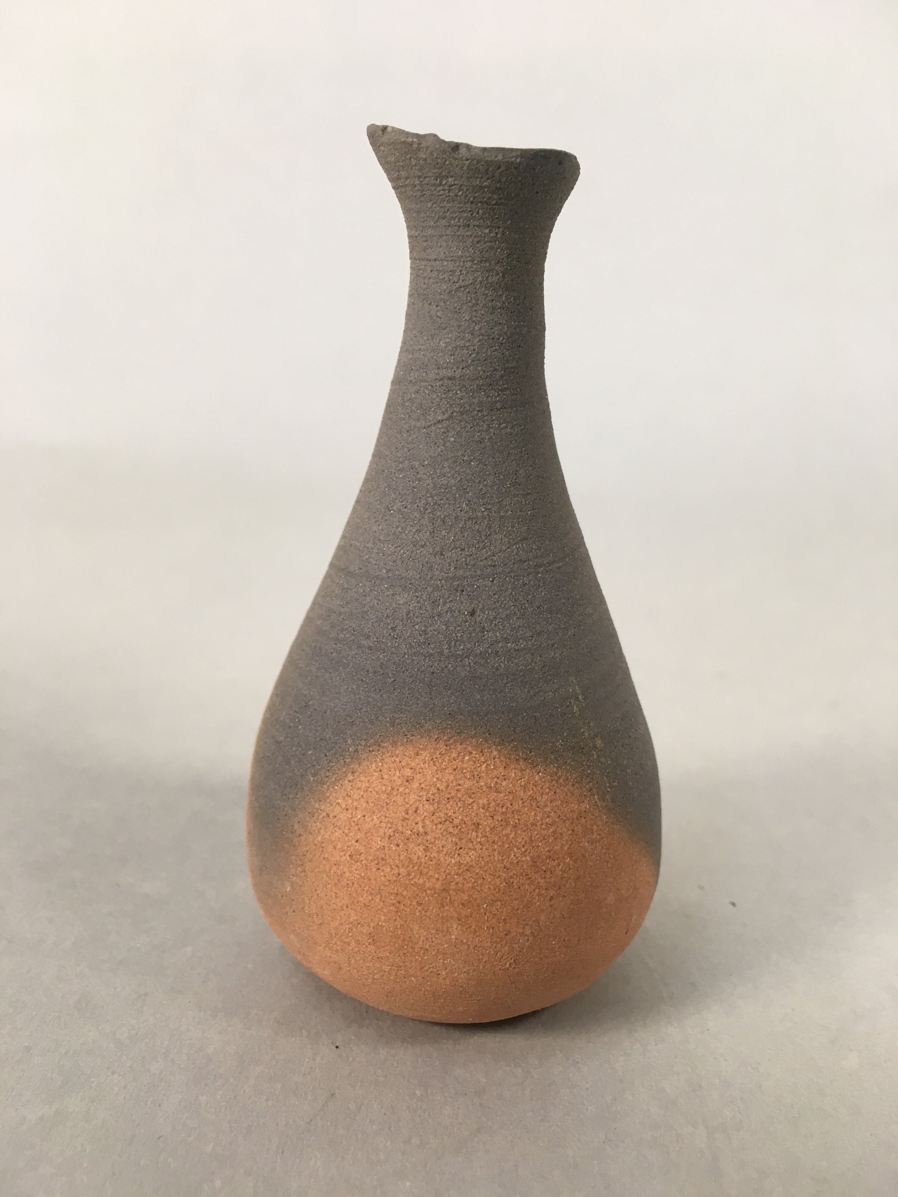 Japanese Ceramic Single Flower Vase Kabin Vtg Pottery Gray Long Neck MFV74