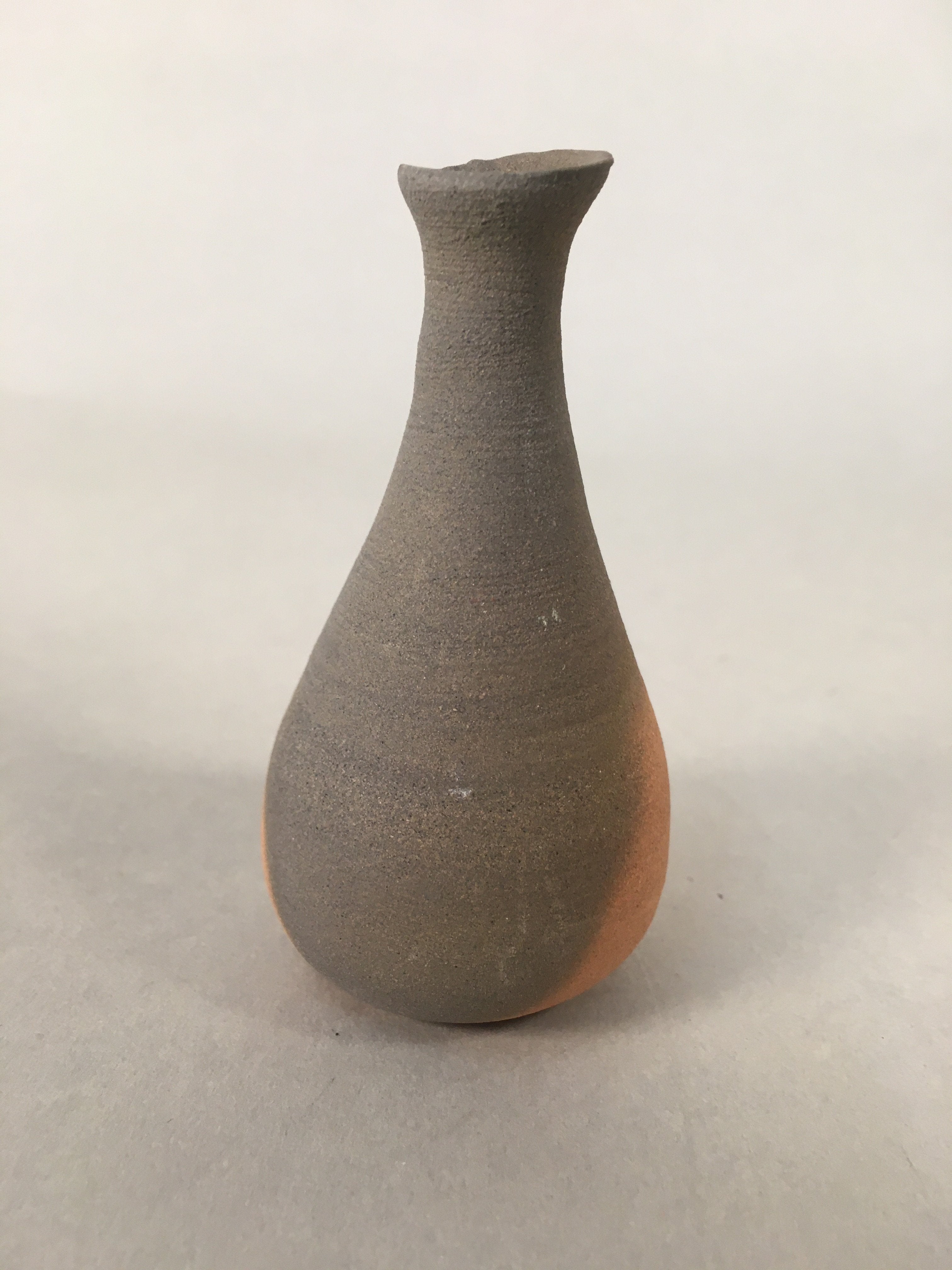 Japanese Ceramic Single Flower Vase Kabin Vtg Pottery Gray Long Neck MFV74