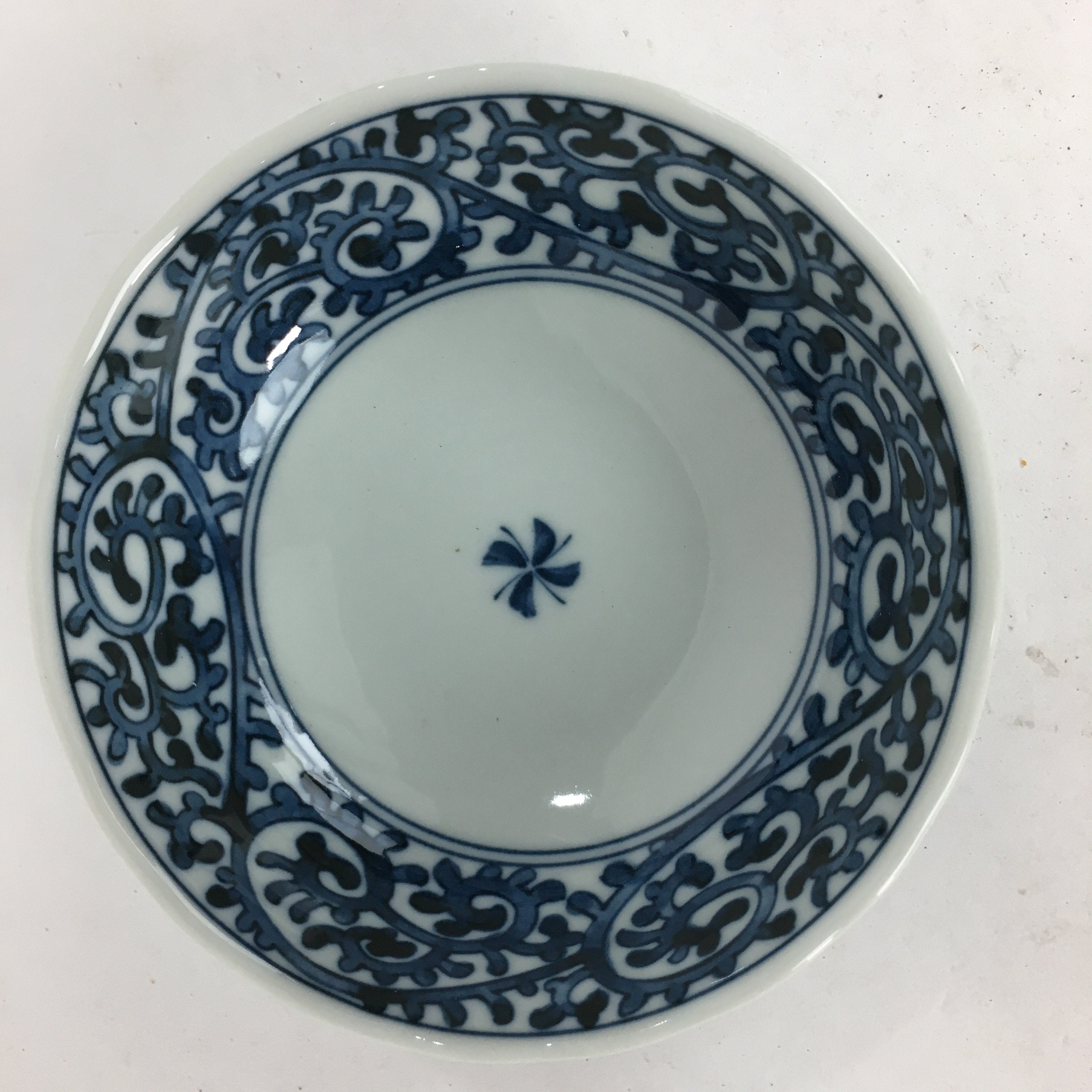 Japanese Ceramic Small Bowl Sometsuke Vtg Pottery Arabesque Design PP639