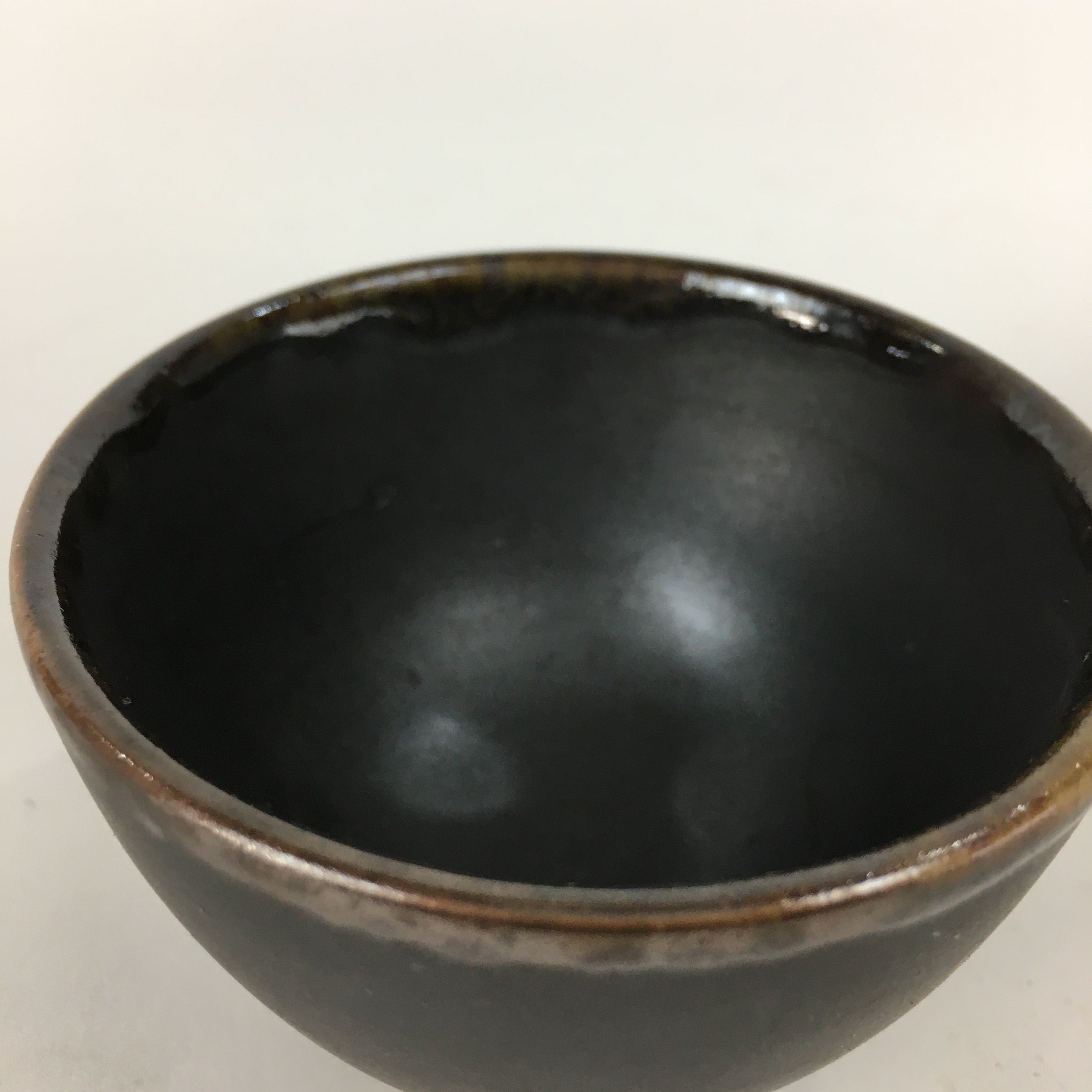 Japanese Ceramic Small Cup Vtg Pottery Yunomi Guinomi Sencha Sake Black TC273