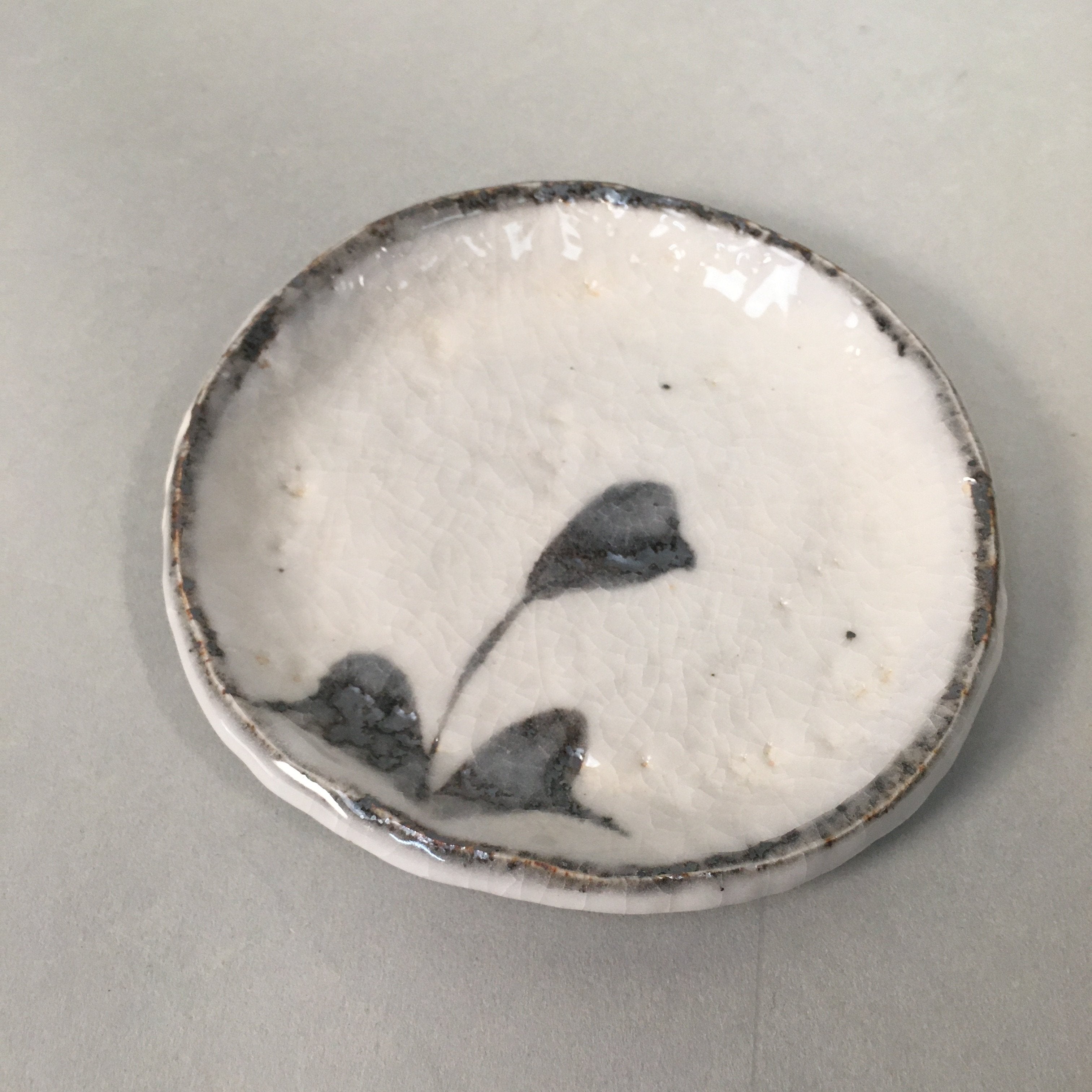 Japanese Ceramic Small Plate Shino Kozara Vtg Round Pottery White Gray PP446