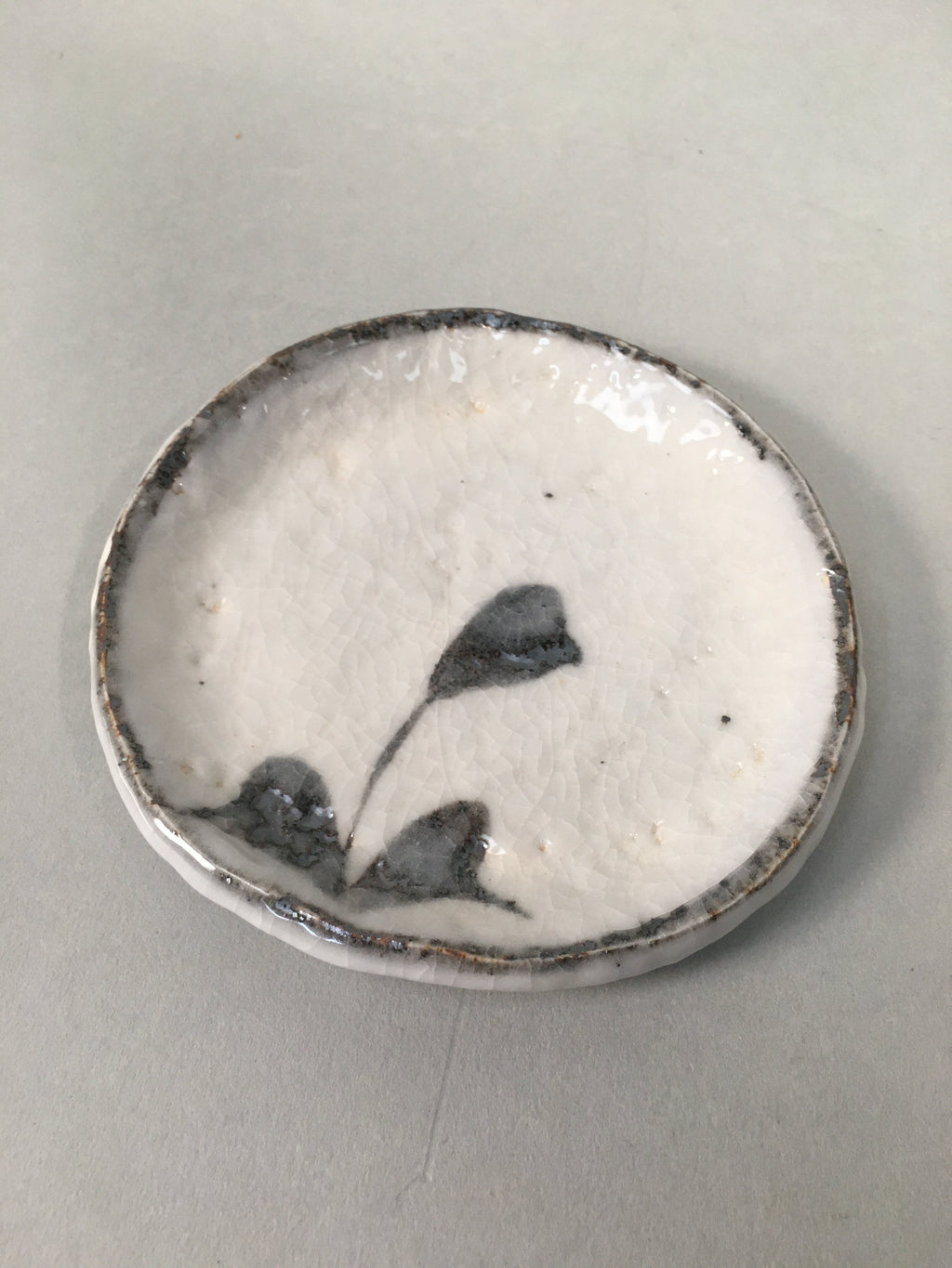 Japanese Ceramic Small Plate Shino Kozara Vtg Round Pottery White Gray PP446