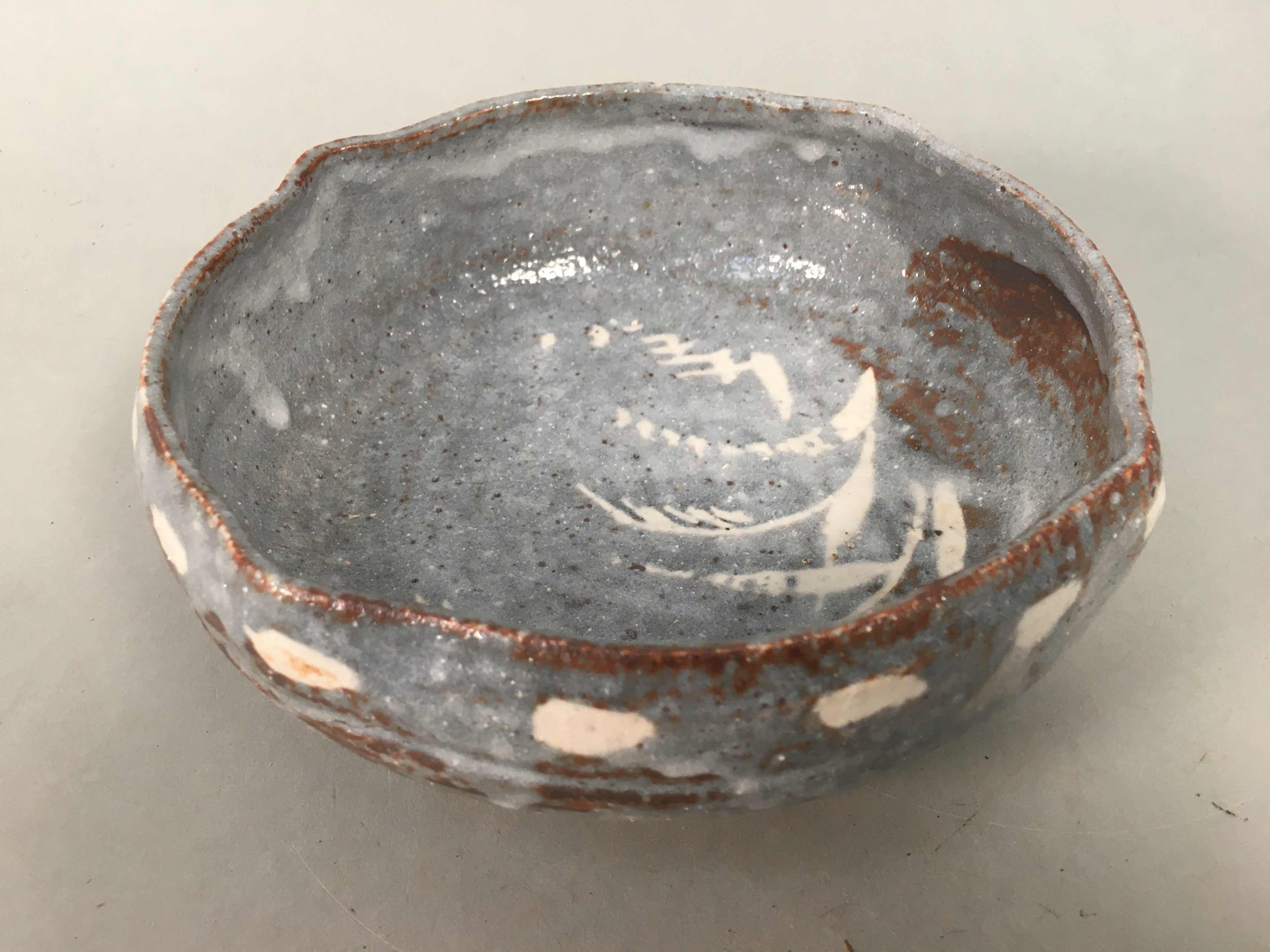 Japanese Ceramic Snack Bowl Kashiki Gray Shino ware Vtg Pottery Round PP437