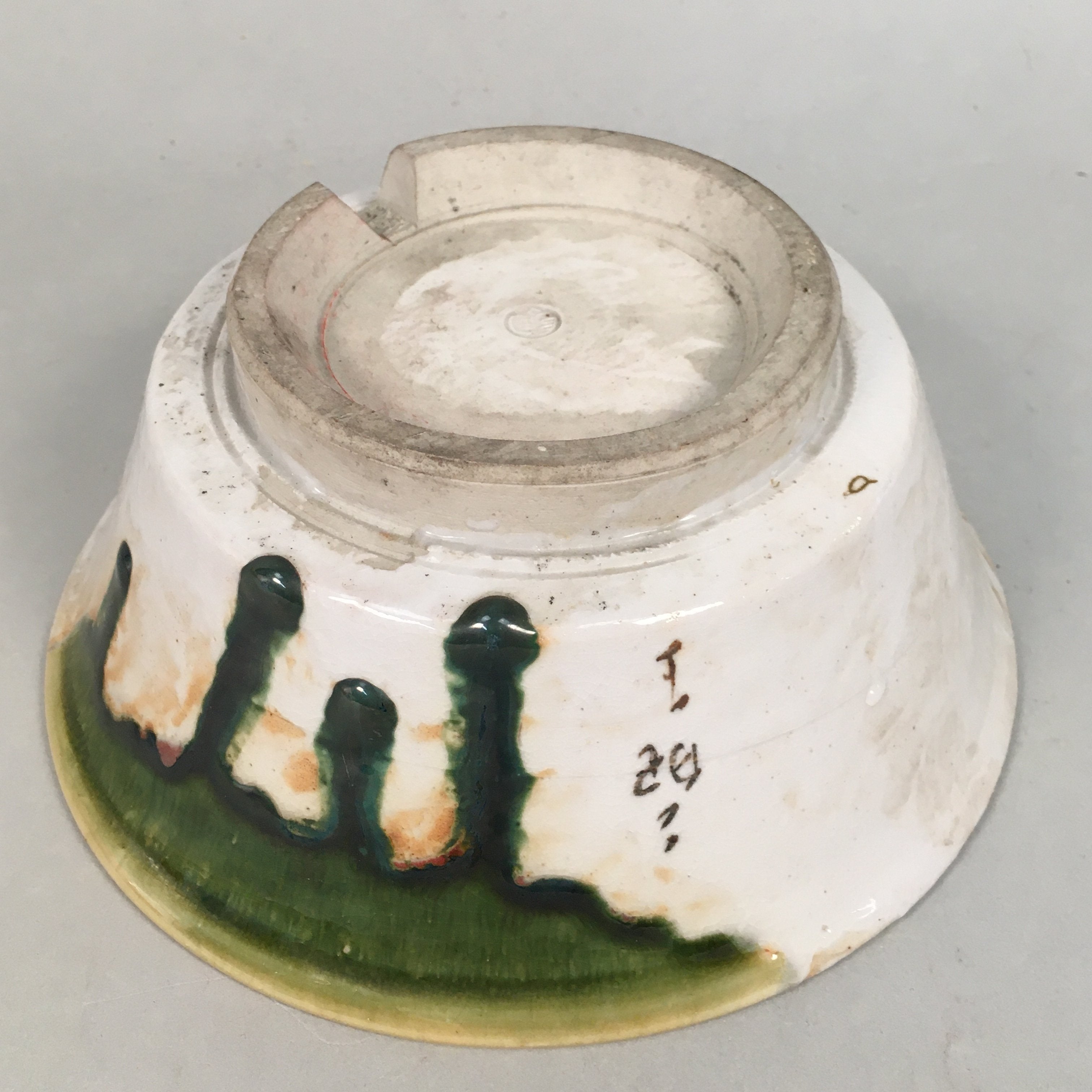 Japanese Ceramic Snack Bowl Kashiki Vtg Pottery Green White Round PP366