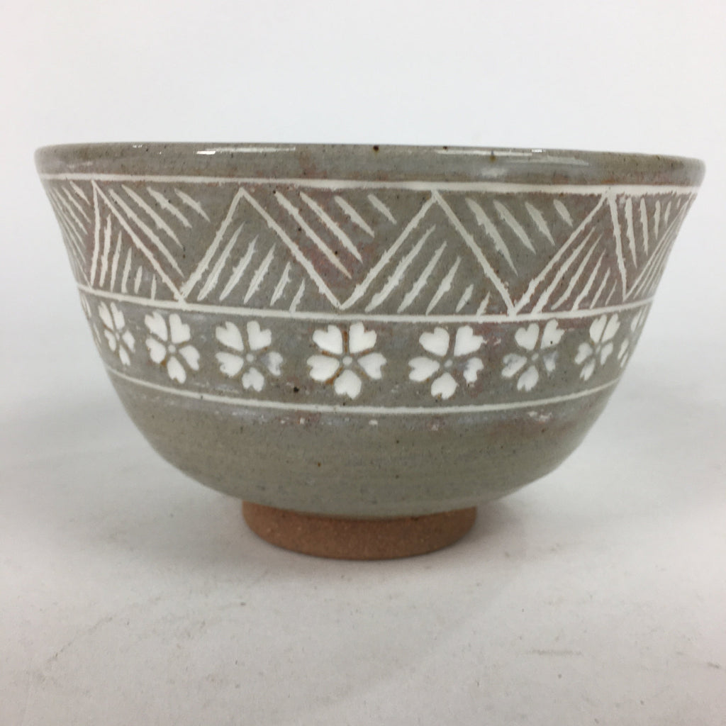 Japanese Ceramic Tea Bowl Vtg Ceremony Chawan Flower Pattern Pottery GTB740