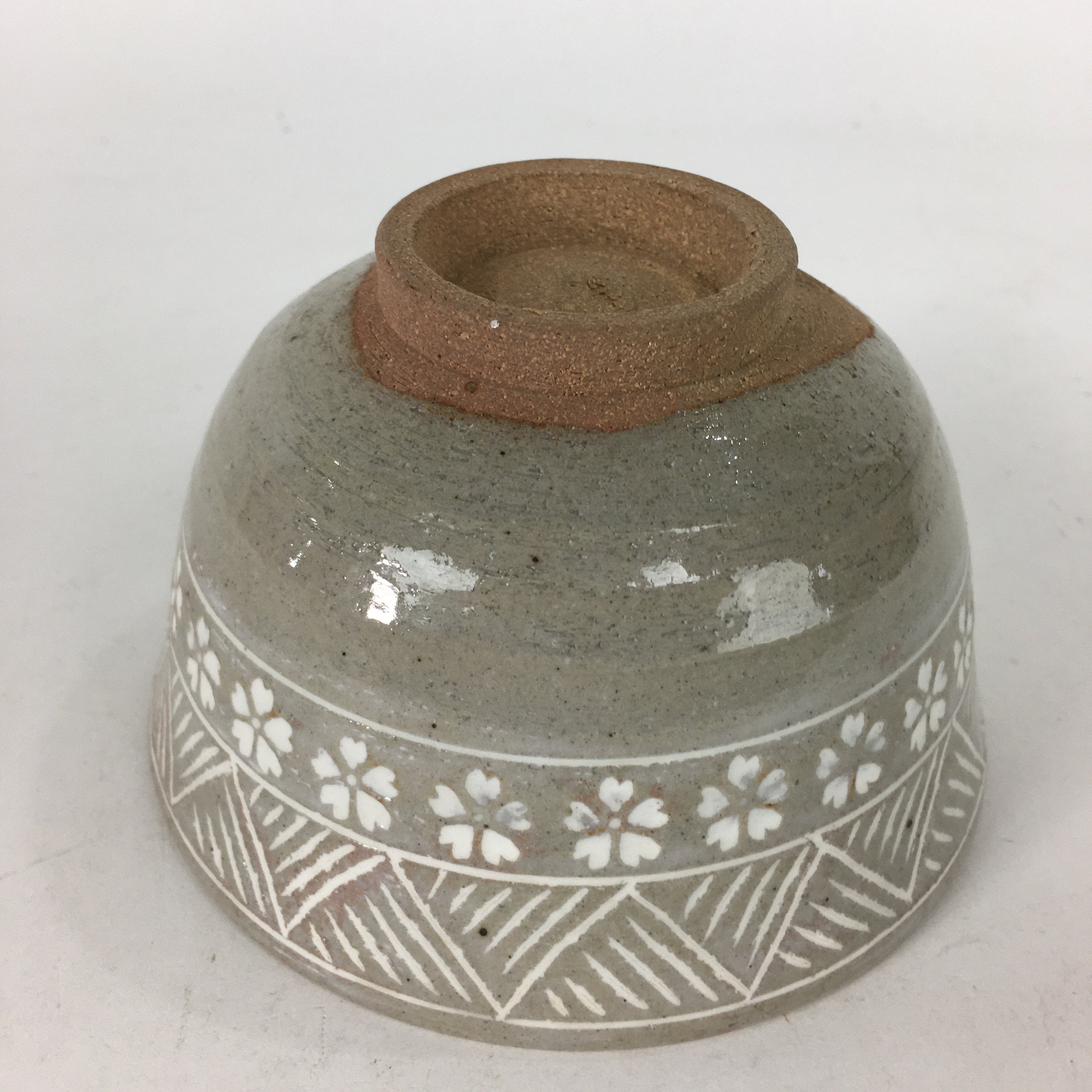 Japanese Ceramic Tea Bowl Vtg Ceremony Chawan Flower Pattern Pottery GTB740