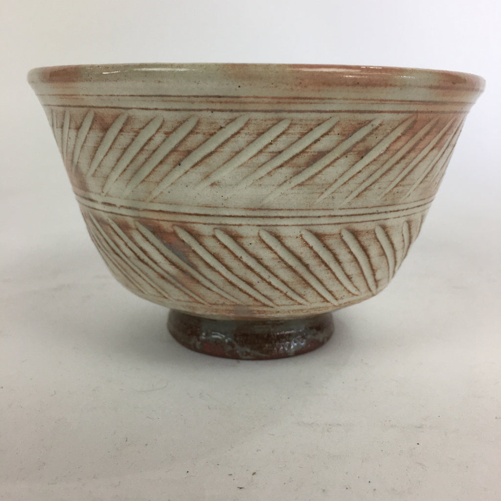 Japanese Ceramic Tea Bowl Vtg Ceremony Chawan Flower Pattern White Pink GTB763
